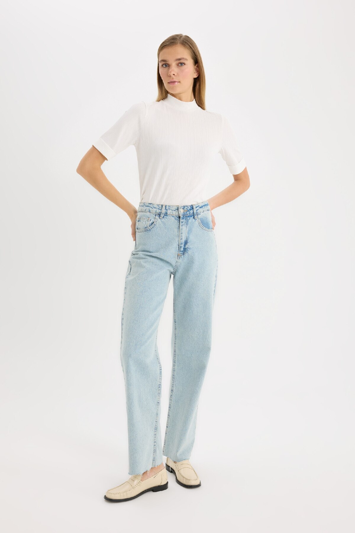 complete the look image