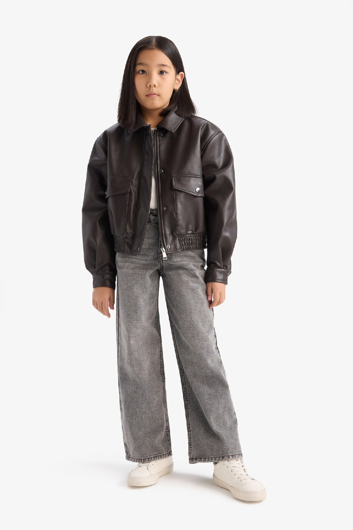complete the look image
