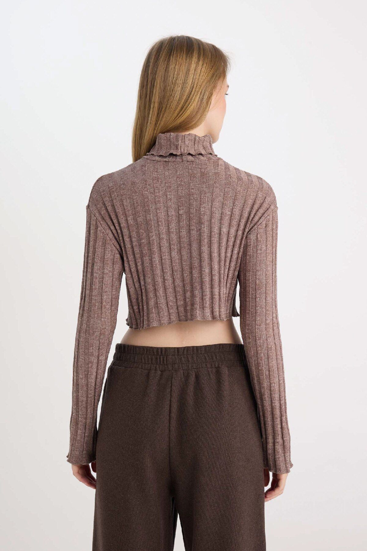 DeFacto-Cool Turtleneck Crop Top Basic Απλό Μακρυμάνικο Μπλουζάκι Καμιζόλα E1673ax24wn 6