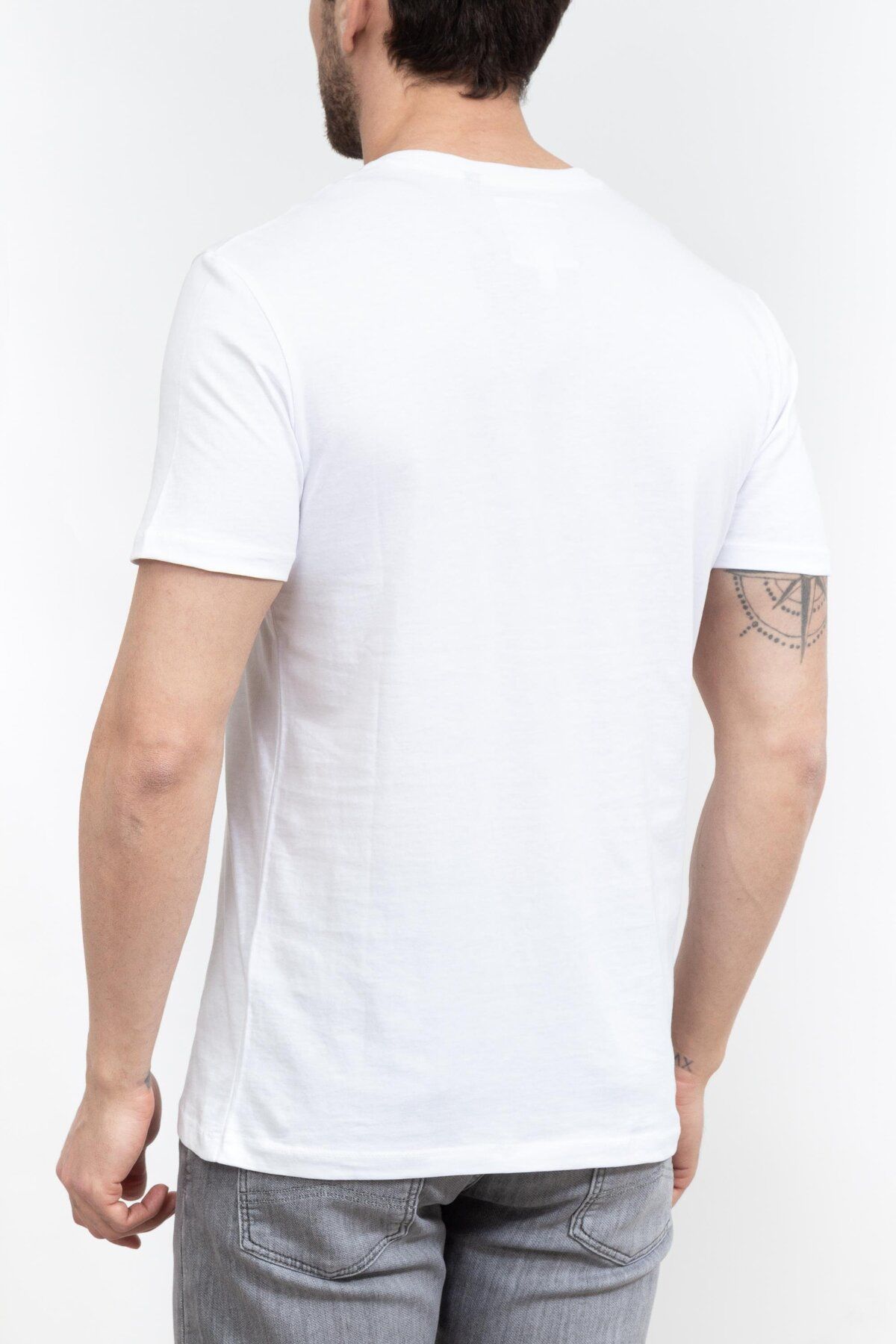 تی شرت سفید مردانه توری اورجینال Armani Exchange