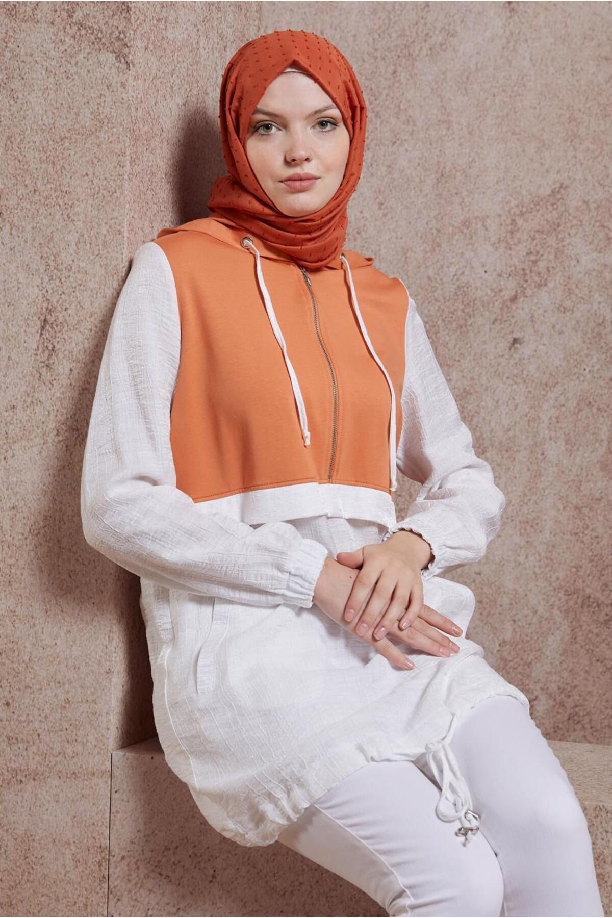 تونیک ورزشی کلاه دار 44560 Alvina