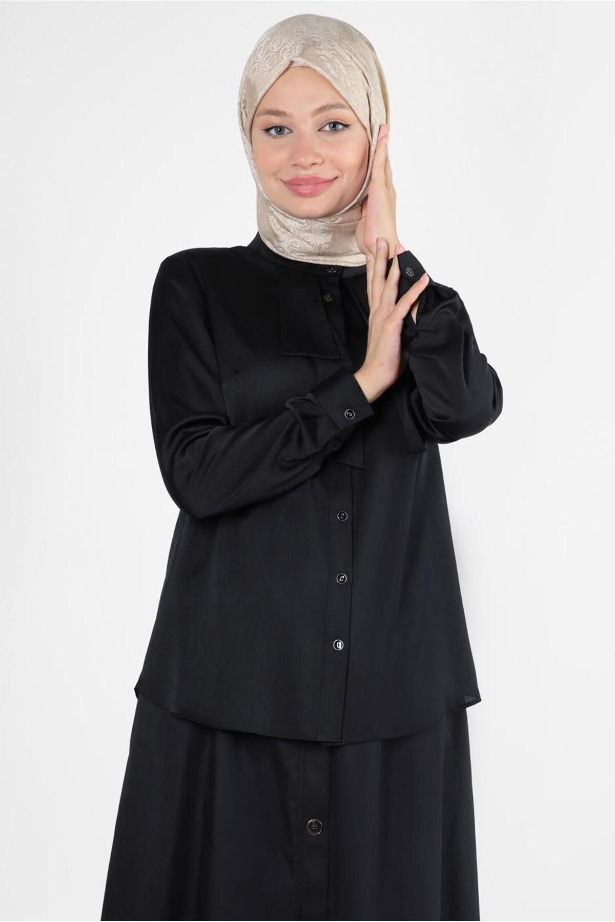 بلوز ساتن دکمه دار 43867 Alvina