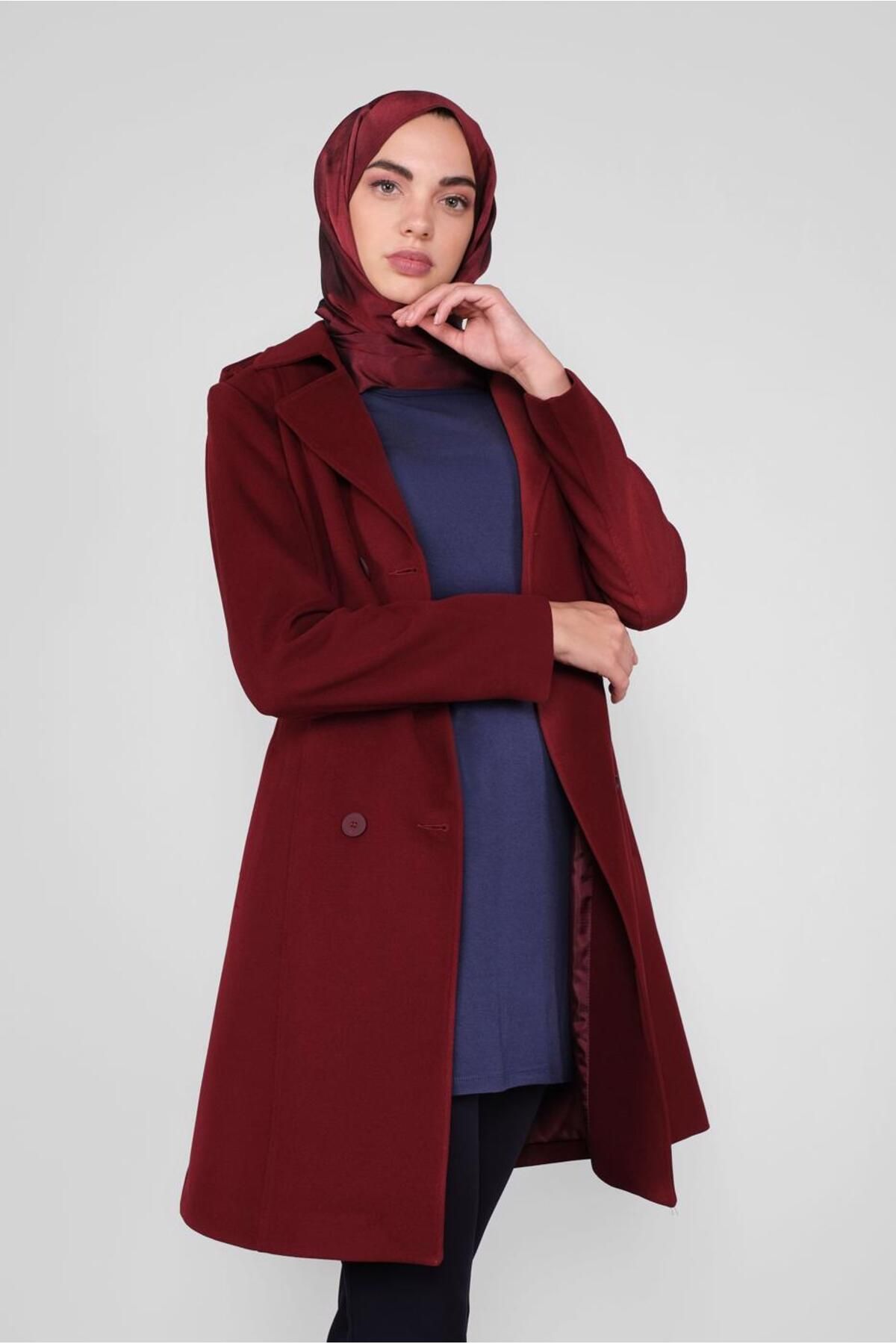 مانتو کلاسیک دکمه دار 90136 Alvina