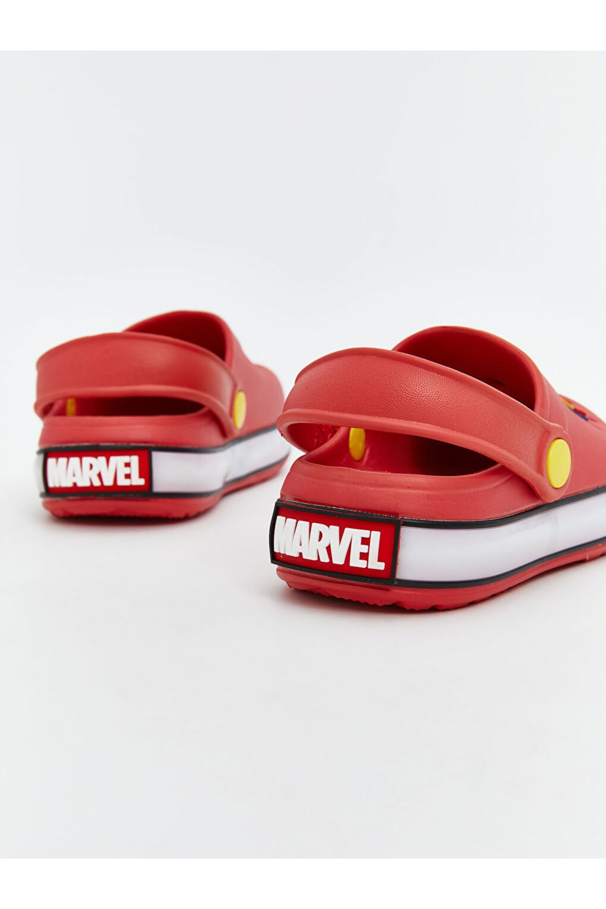 LC Waikiki-Timeless and Luminous Boys' Licensed Sole Lighted Beach Sandals from Shining Store 5