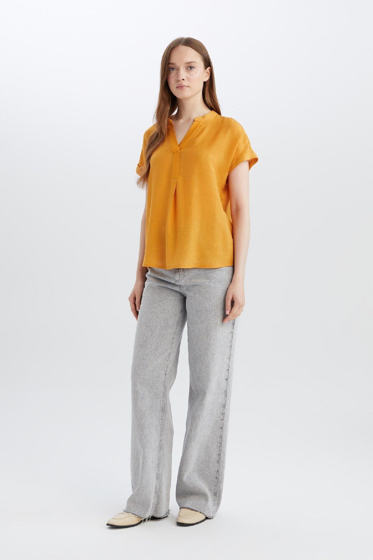 complete the look image