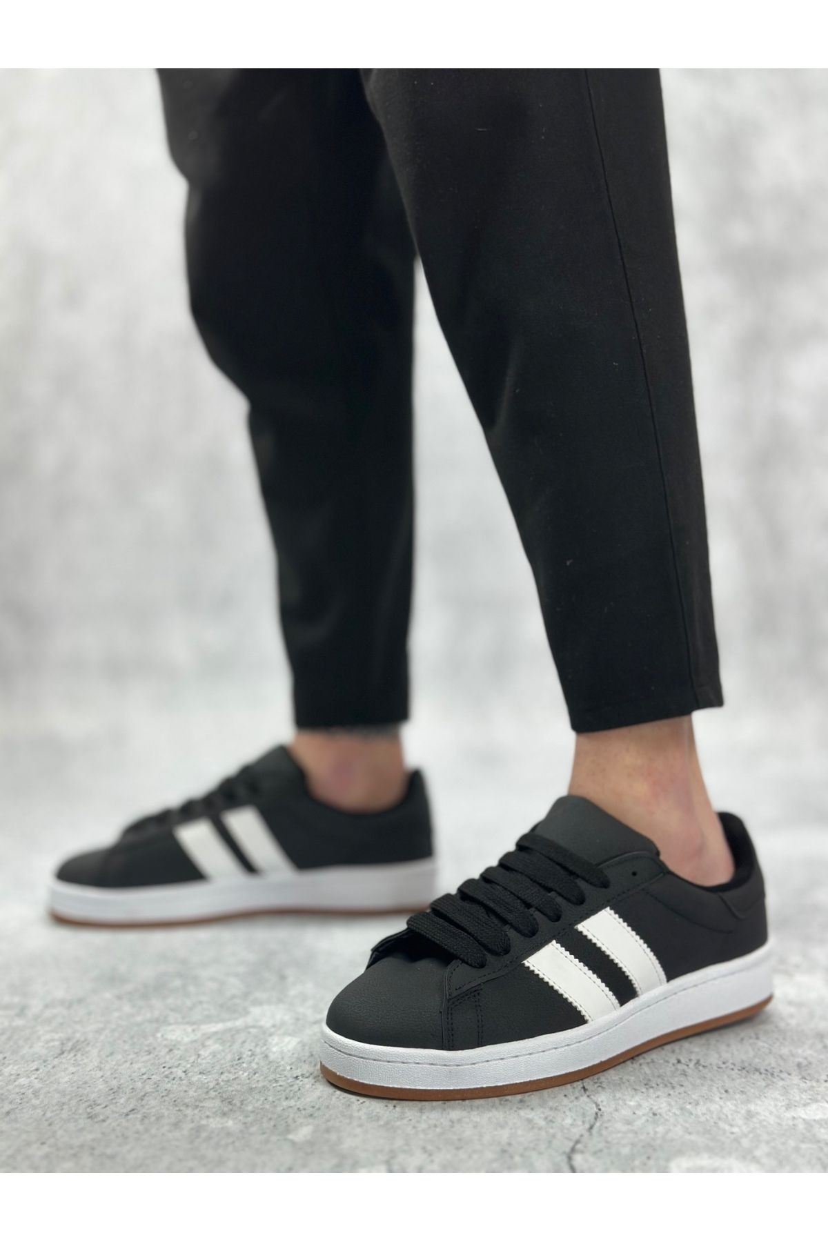 BOA-Ba0235 Boa Two Stripes Black Skin Men's Casual Shoes 3