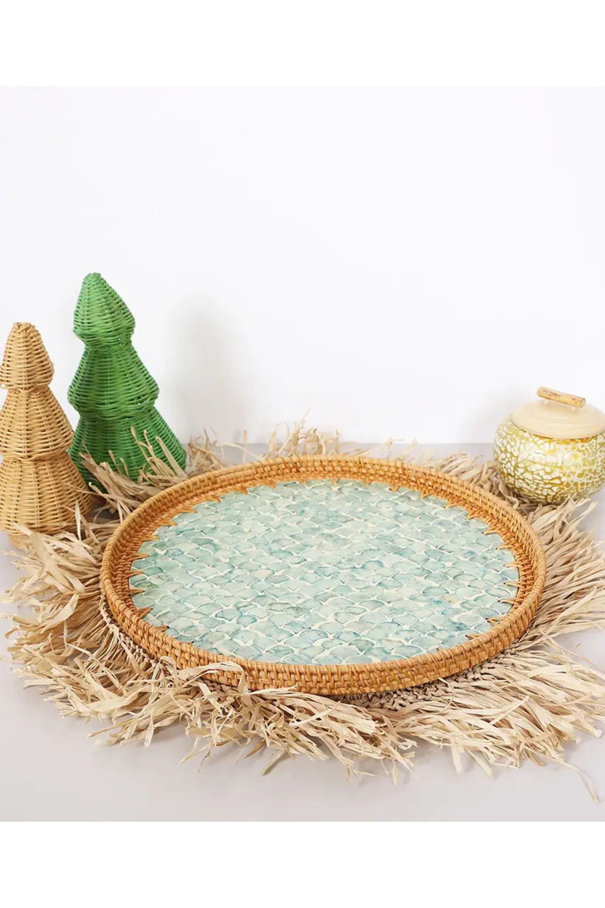 did homeware-Risus Decorative Rattan Pearlescent Tray 2