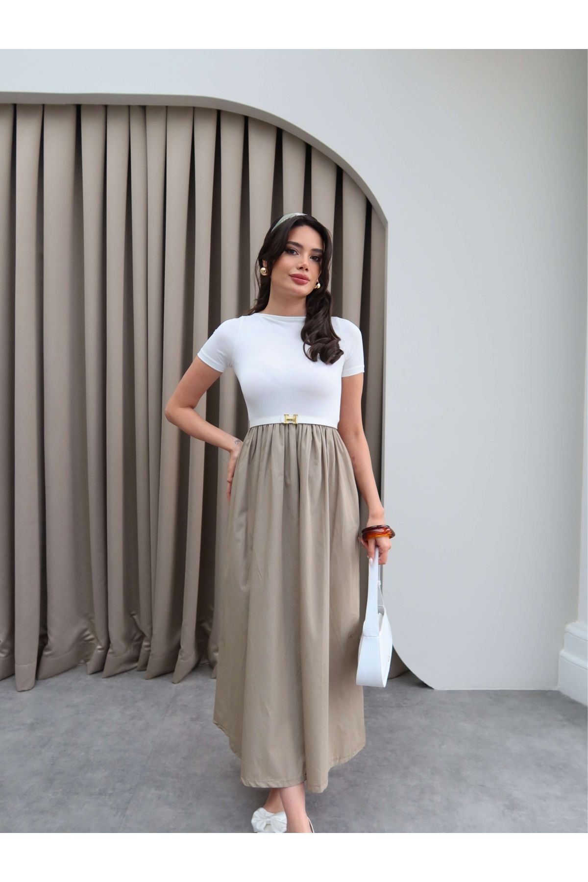 ESRAHELVACI-Short Sleeve Flared Skirt Dress 4