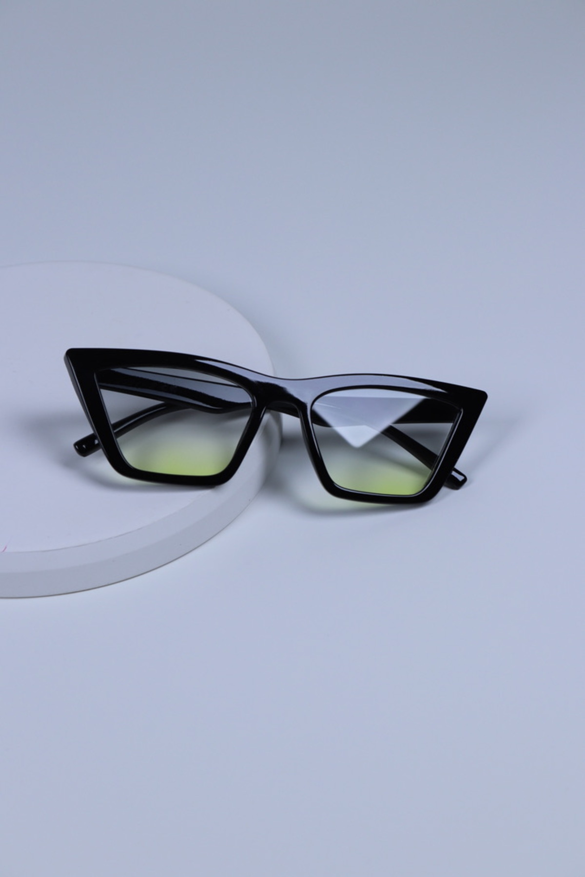 LOOKUP-Uv400 Protection Unisex Sunglasses Cat Eye with Case and Wiping Cloth New with Seasons ! 5