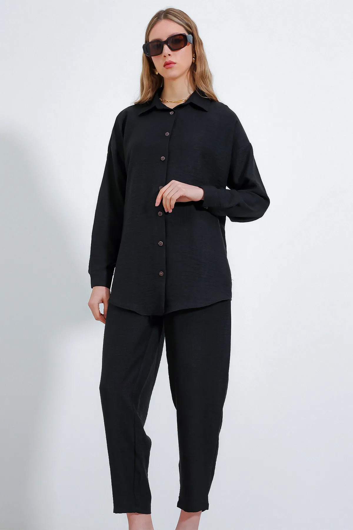 Cistern İstanbul-Women's Black Linen Oversize Shirt Pants Double Set 2