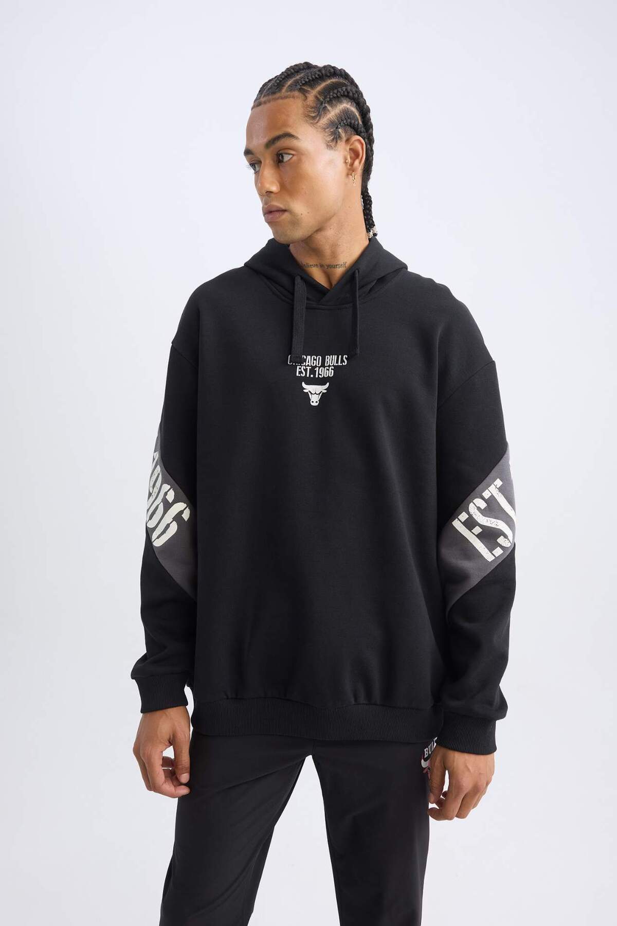 DeFacto-Mikina Nba Chicago Bulls Boxy Fit s kapucí – zadní potisk, U9853Az24Au 3