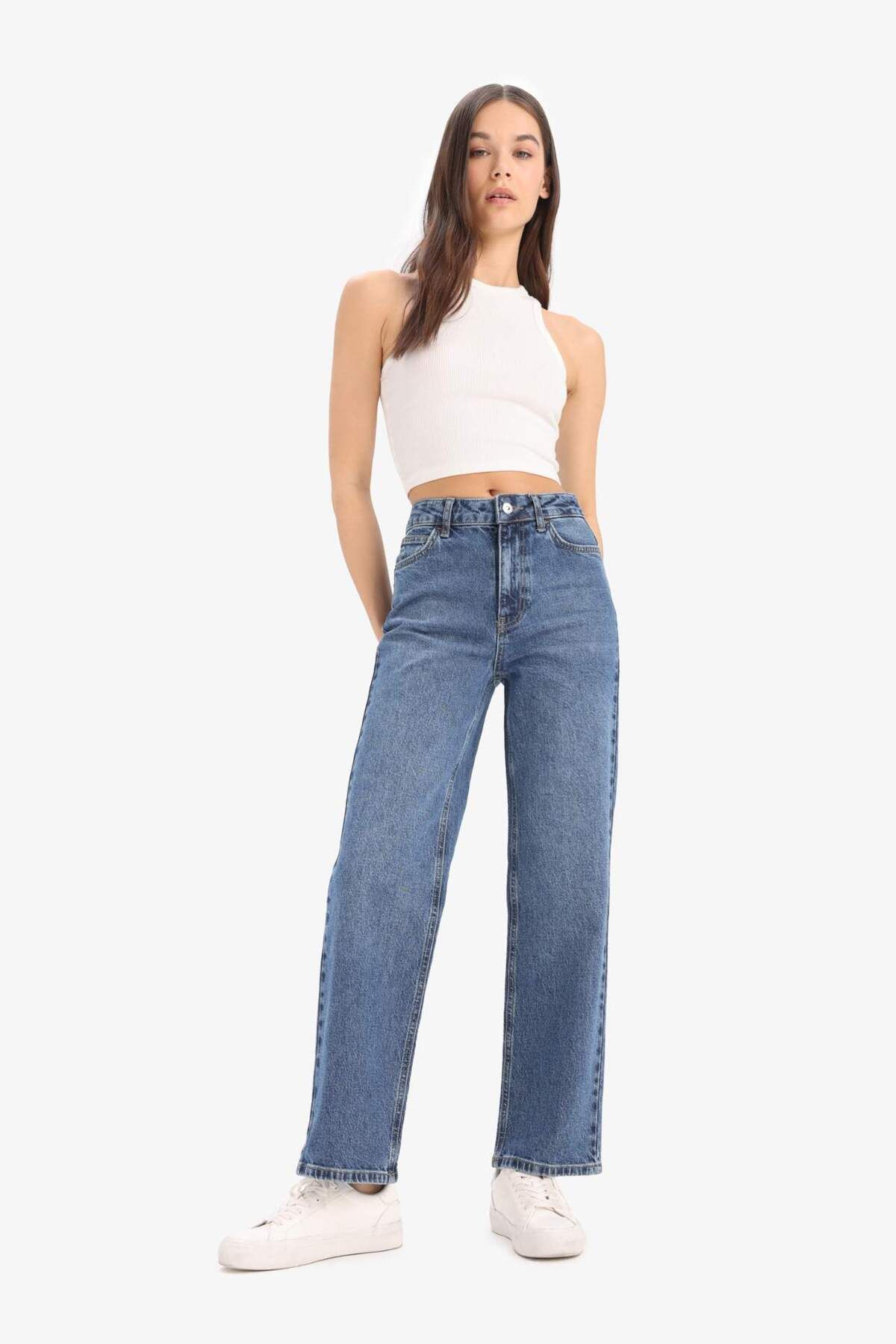 DeFacto-Bequeme, gerade, knöchellange Jeans mit hoher Taille und gewaschener Hose D8154AX25SM 4