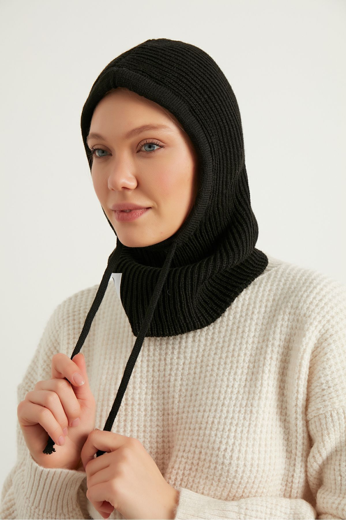Birgül Bektaş Siyah Balaclava Fitilli Triko Örgü Bere Başlık görsel 2