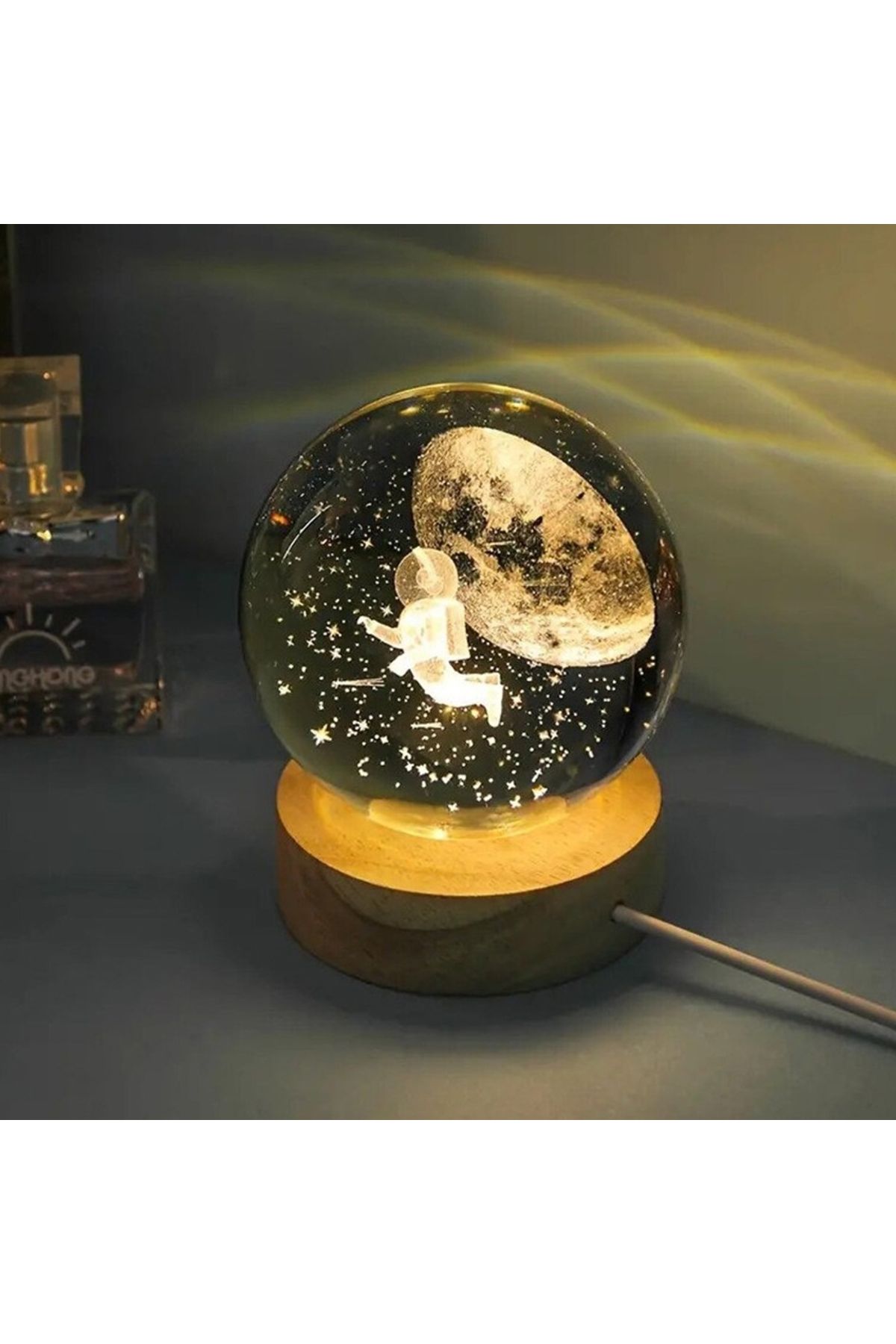 karadağsb Işıklı Dekoratif Usb Li Cam Küre Uçan Astronot