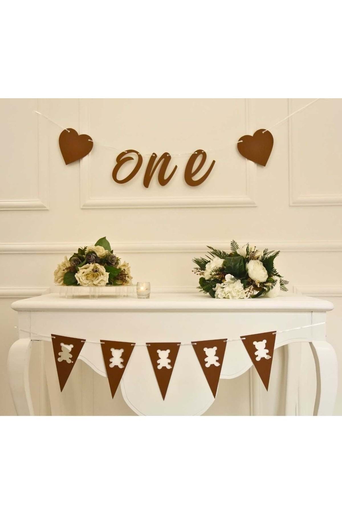 Organizasyon Pazarı ONE Yazılı Craft Renk Banner İpli Duvar Süsü 1 Yaş Parti Süsü Ve Ayıcık Üçgen Flama İkili Set