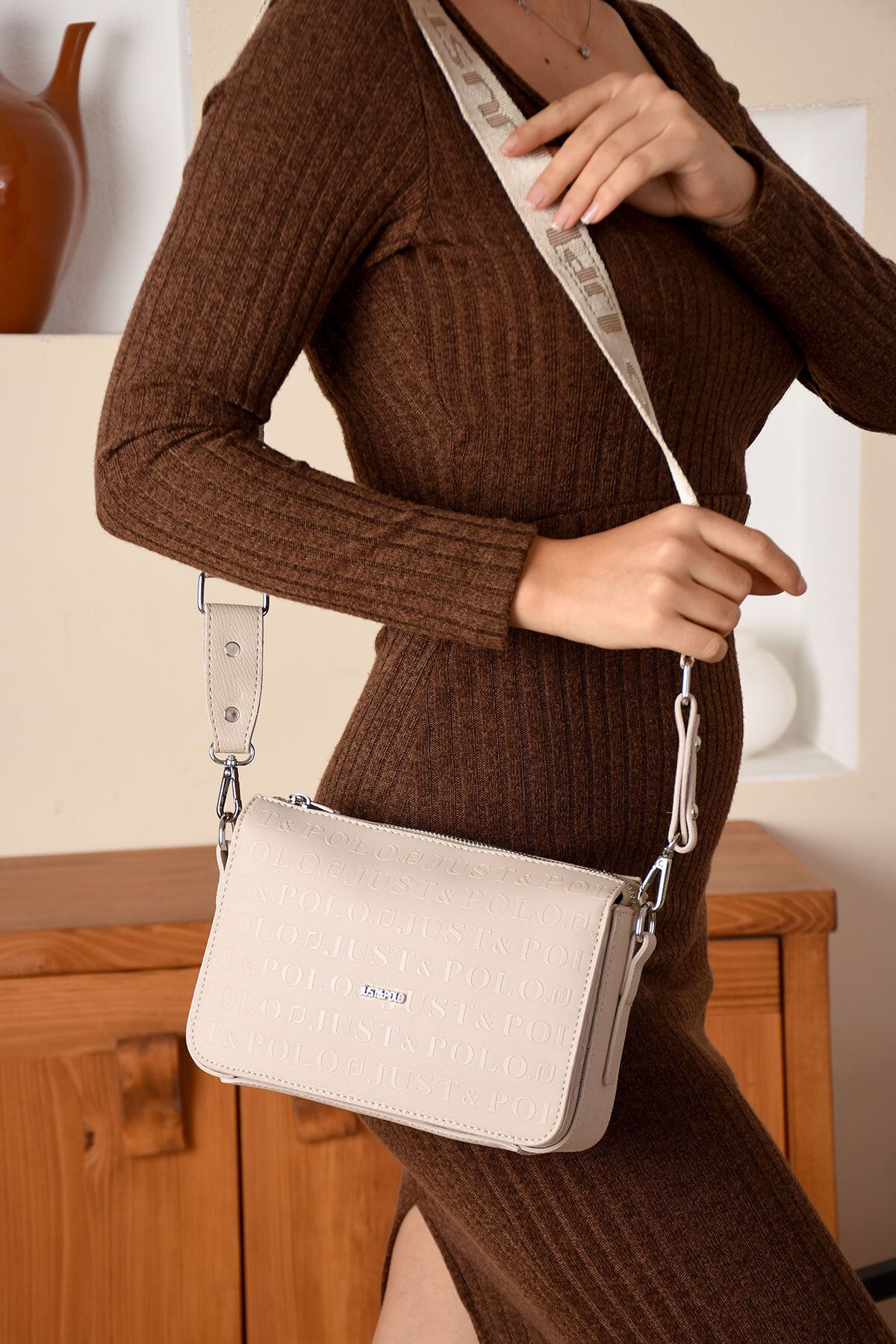 Just Polo-Small Size Hand and Shoulder Bag with Compartments 2
