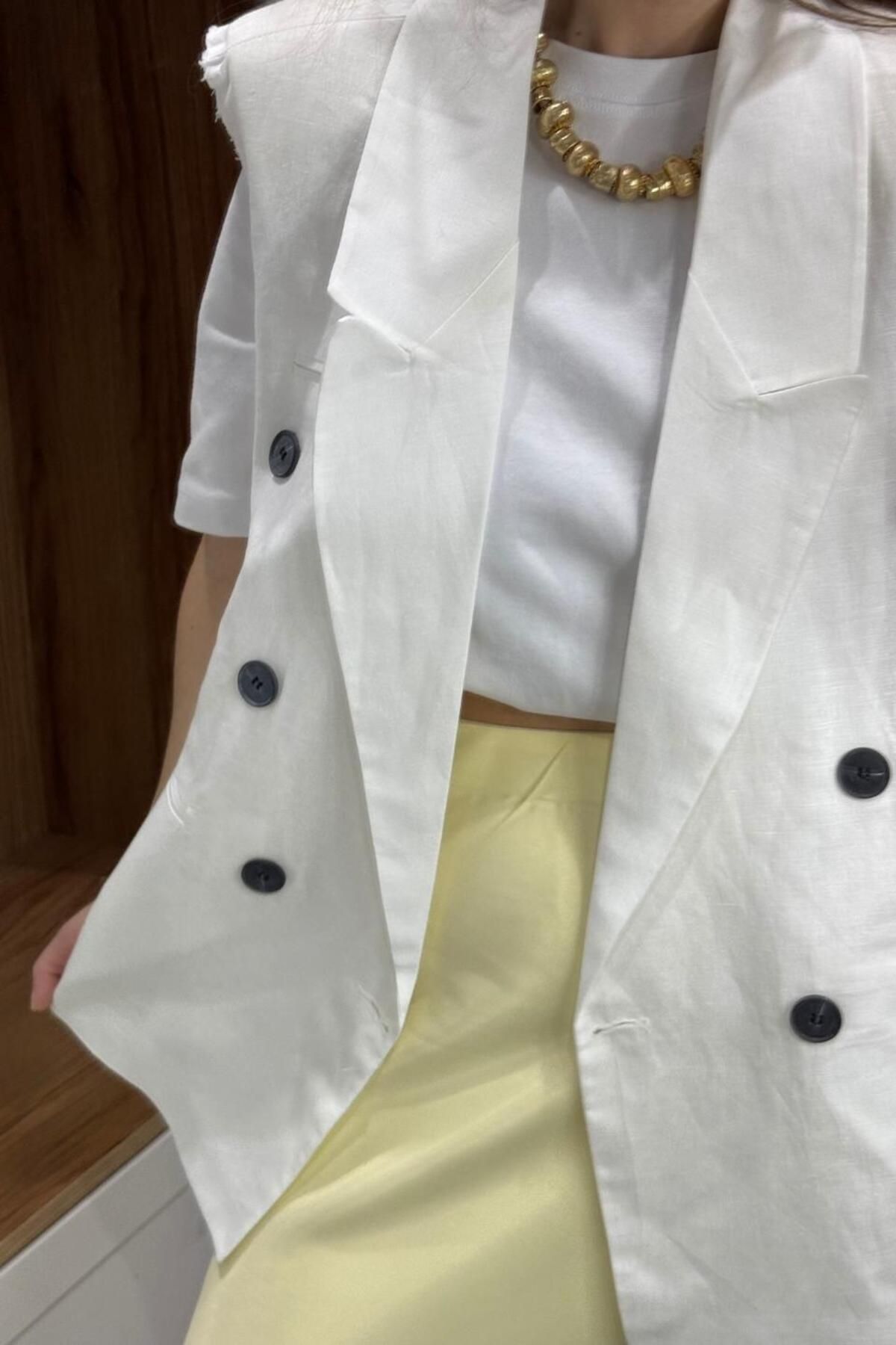 Banu Angay-White Woven Linen Vest 2