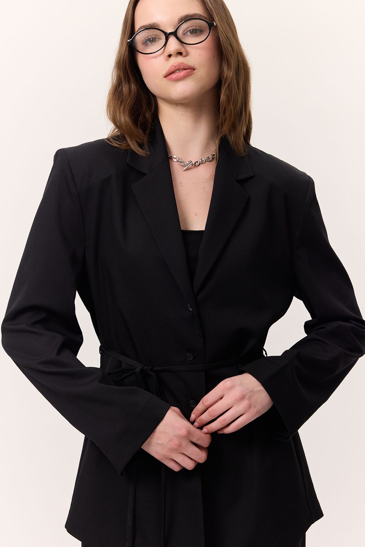 Manuka-Black Belted Buttoned Blazer Jacket 
 # # # Title 
 Hocaferay Machine Safety Sinker Shutter 
 # # # Response 
 Hocaferay Safety Sausage Roller Shutter Machine 4