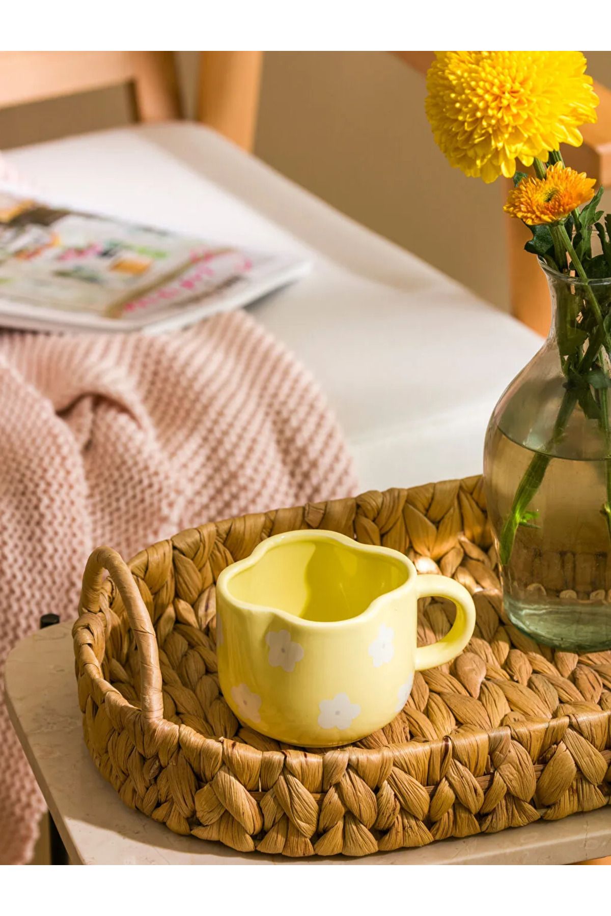 LC Waikiki-Lcw Home Yellow Flower Printed Ceramic Mug 300 ml 1