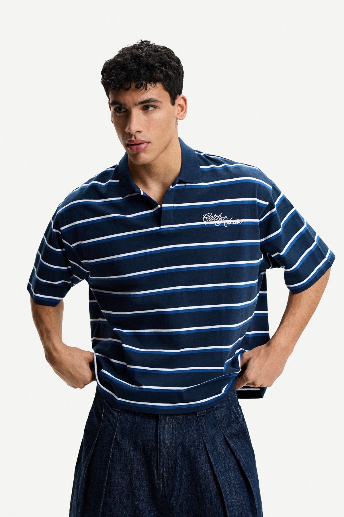 یقه پولو آستین کوتاه جعبه دوزی شده Bershka