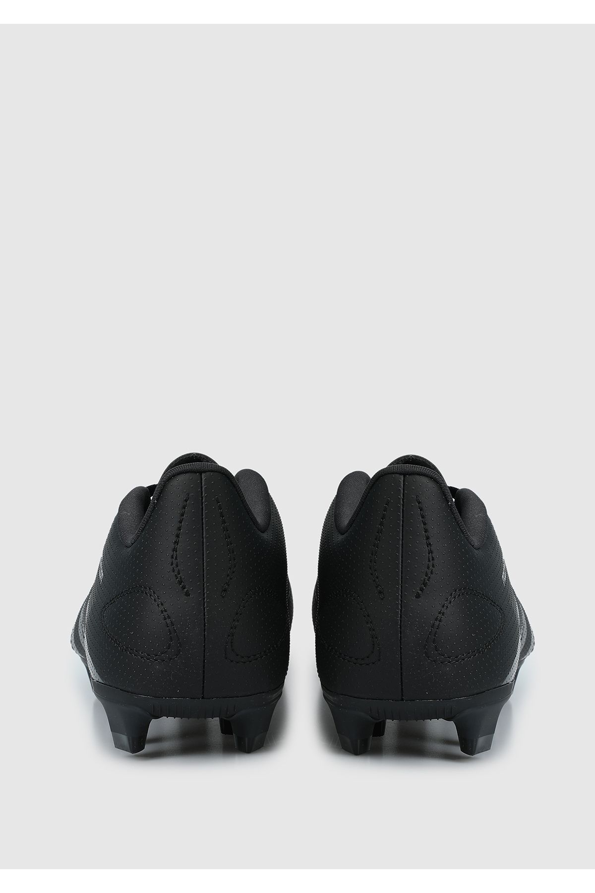 کفش چمن مصنوعی داخلی مشکی مردانه Club Predator FXG های فرش سیاه IG7759 adidas