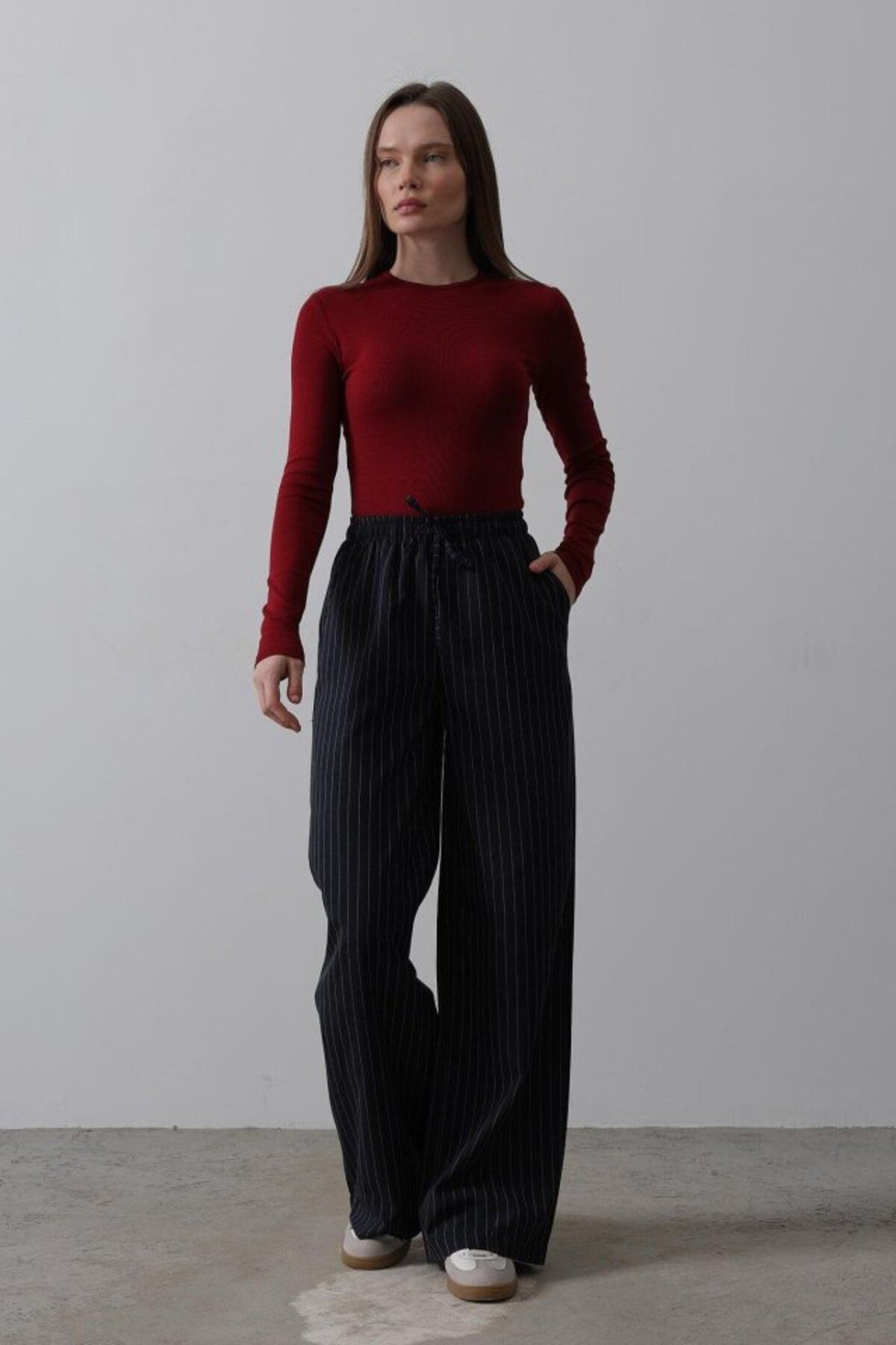 MODA Beli Lastikli Bol Paça Pantolon - Lacivert-Beyaz