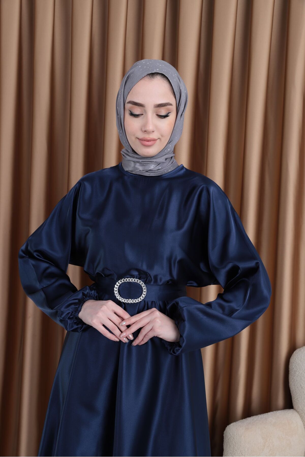 Şule Giyim  Beli Lastikli Kemerli Saten Abiye - Görsel 2