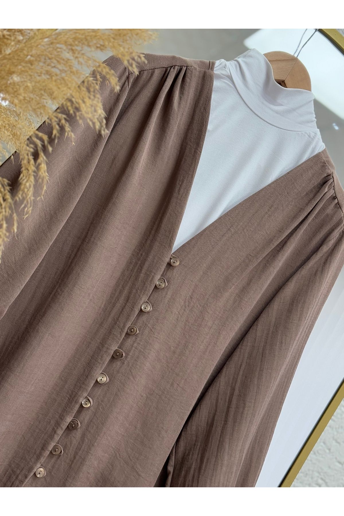 Ebrar Store-Nuran Brit Blouse with Buttons-Bn4232 Milky Coffee 2