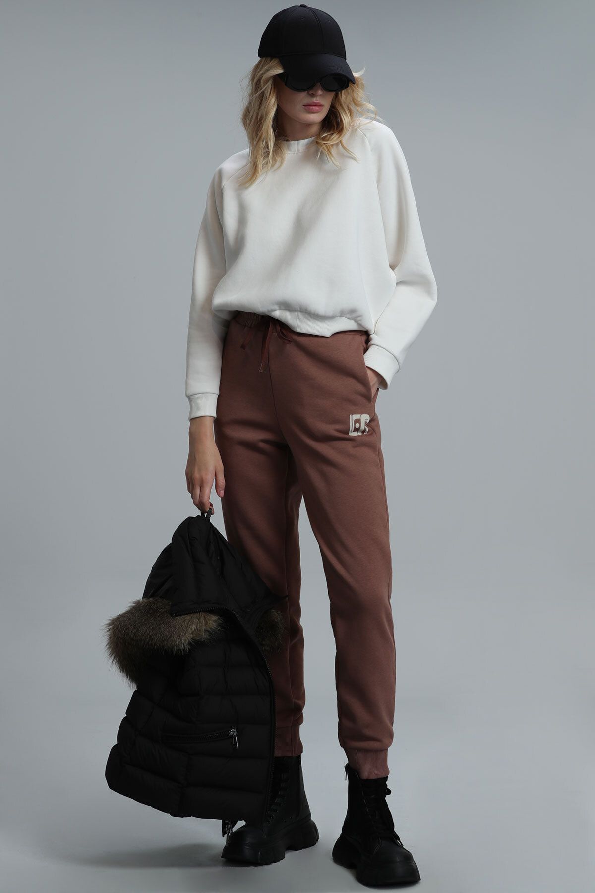 Lufian-Uwen Women's Knitted Sweatshirt Off White 4
