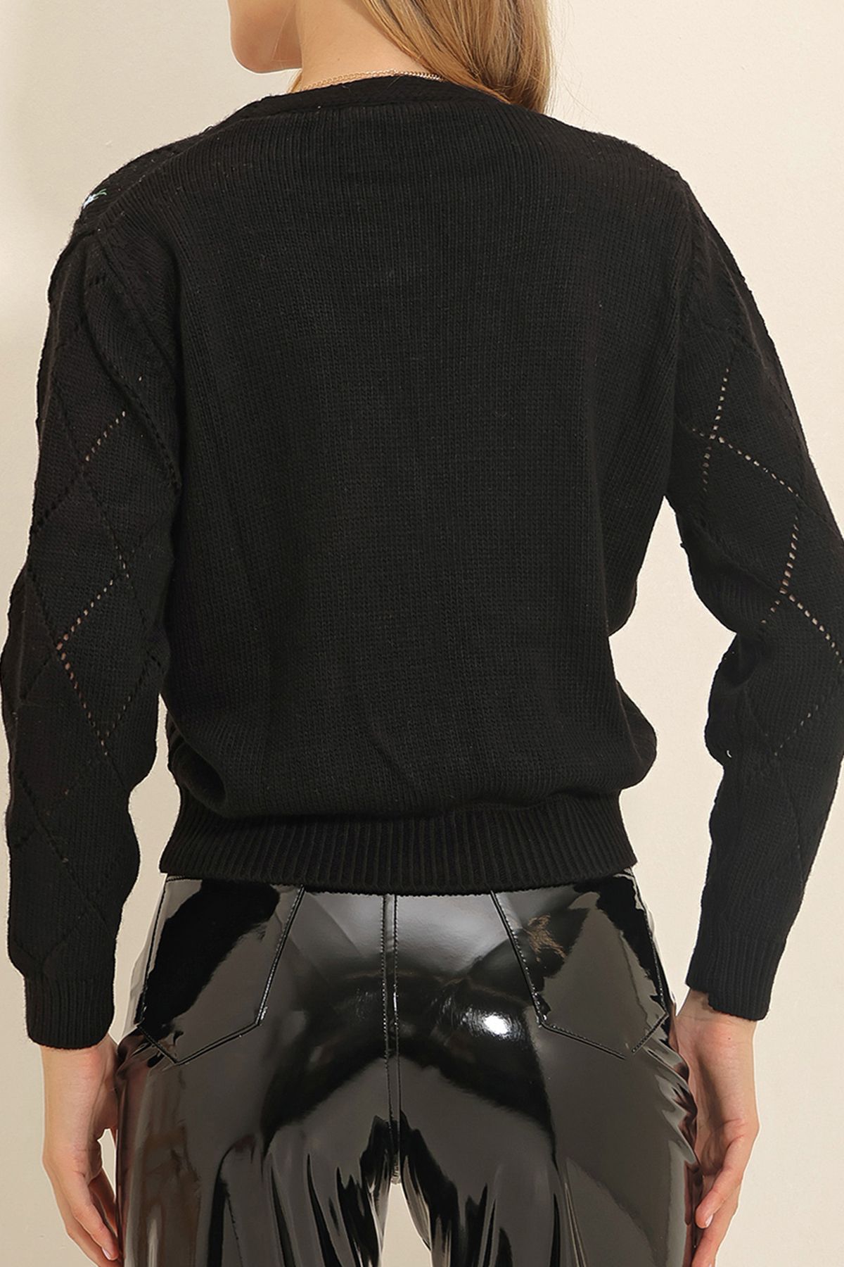 VAGGON-Women's Black Diamond Patterned Floral Embroidered Knitwear Cardigan Vgn-X8993 3