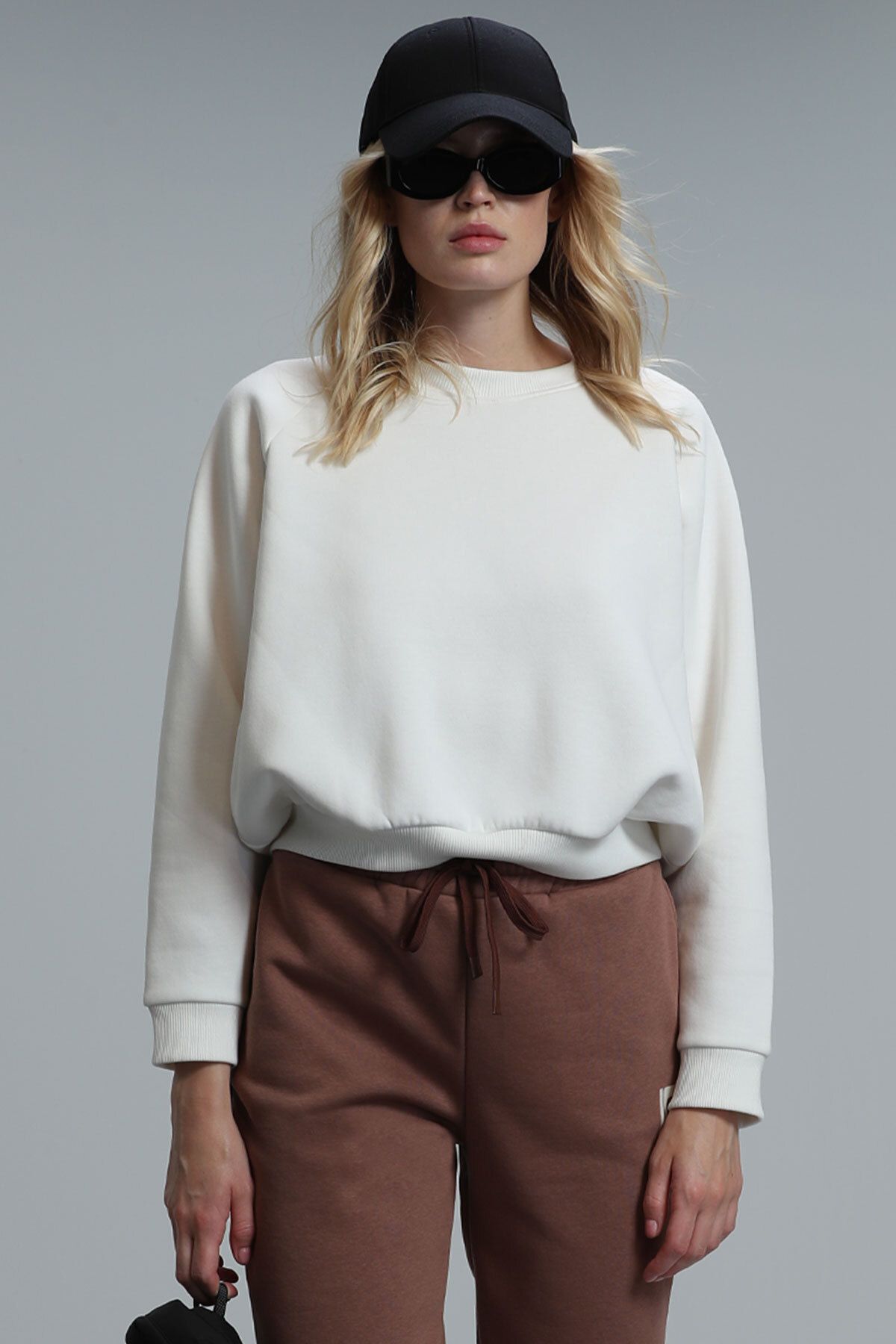 Lufian-Uwen Women's Knitted Sweatshirt Off White 3