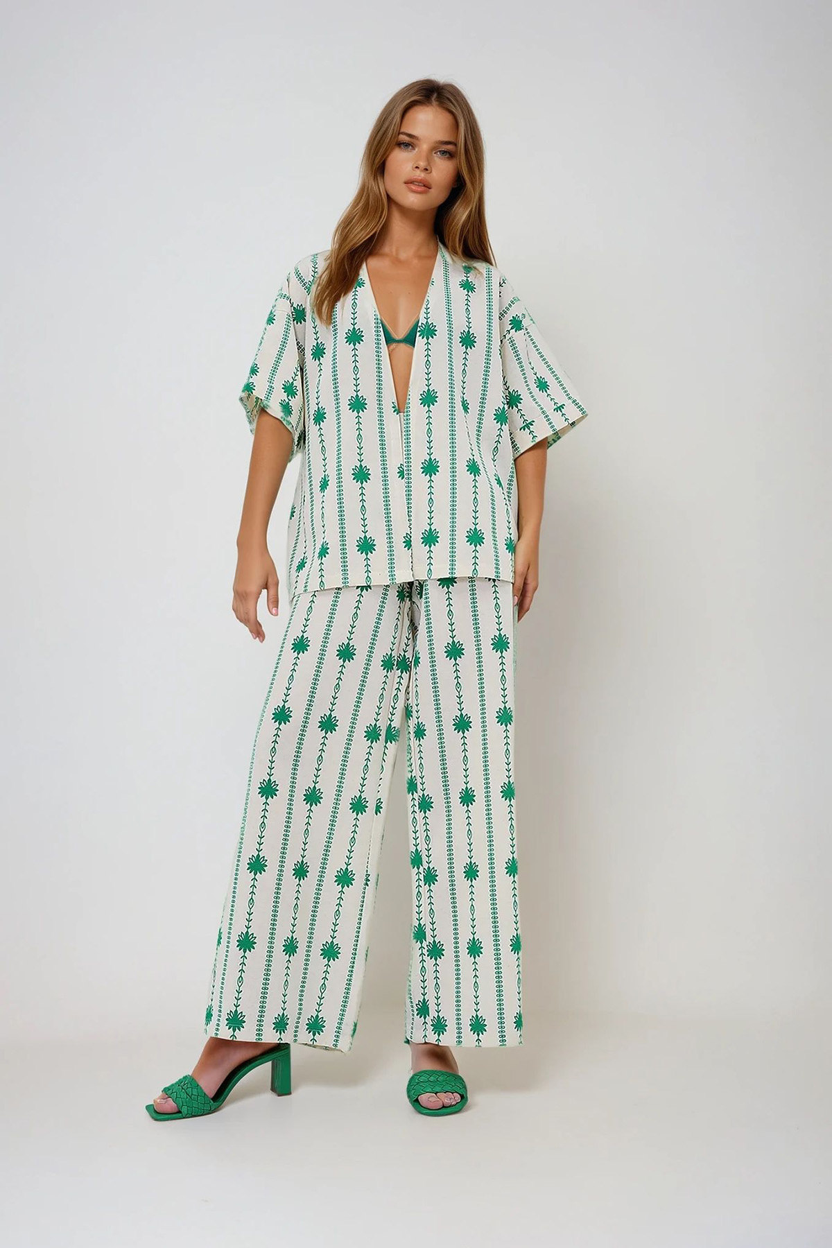 VAGGON-Women's Green Floral Patterned Kimono and Palazzo Pants Set Prmx13630 2
