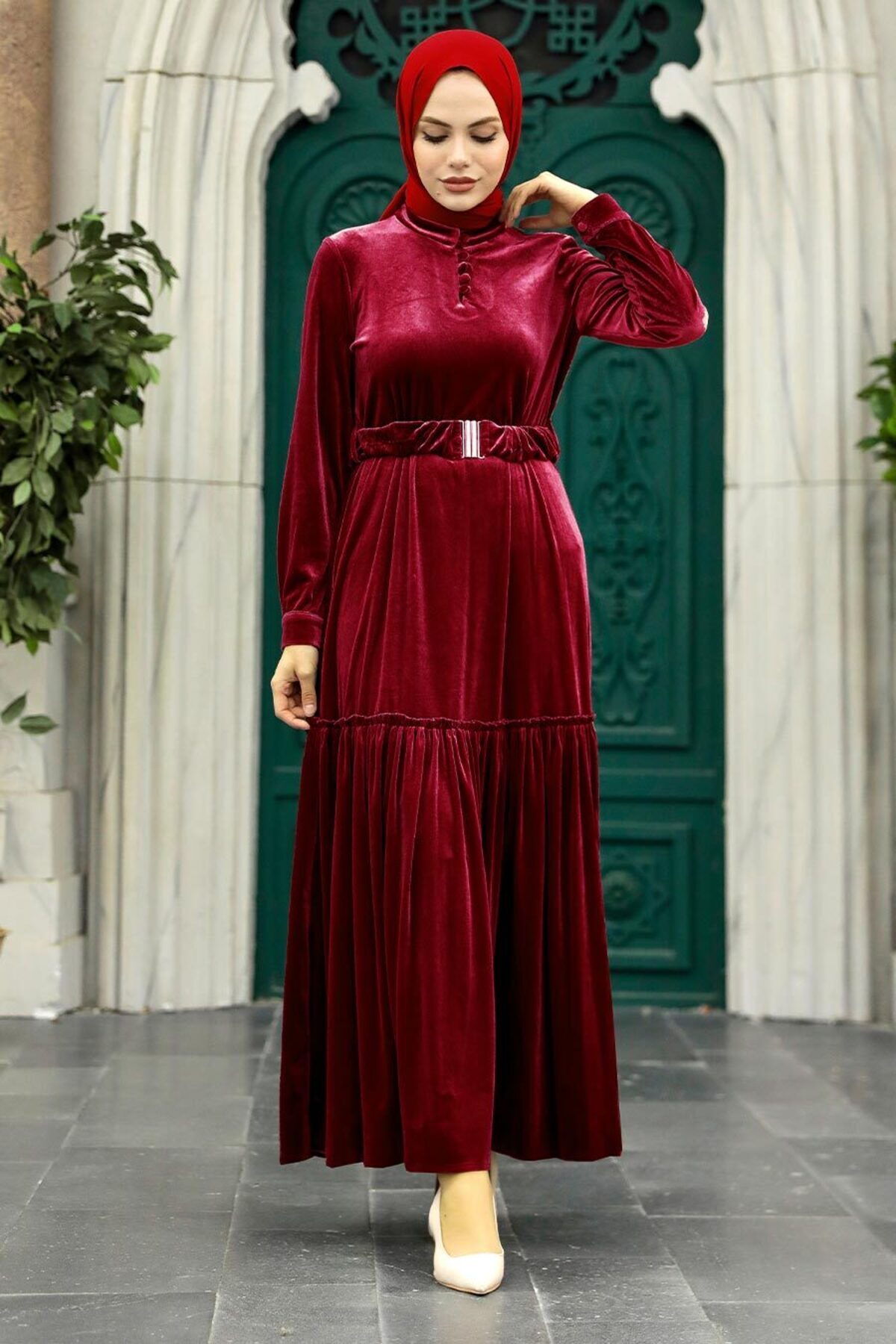 Neva Style-Rochie din catifea hijab burgundy cu centura 36971br 1