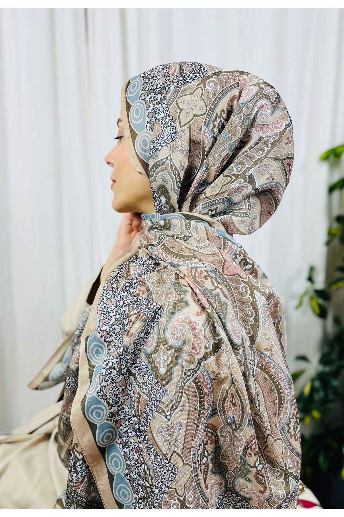 kubbe-Zen Soft Cotton Shawl - Capture a Peaceful and Stylish Style with Retro Ethnic Pattern 3