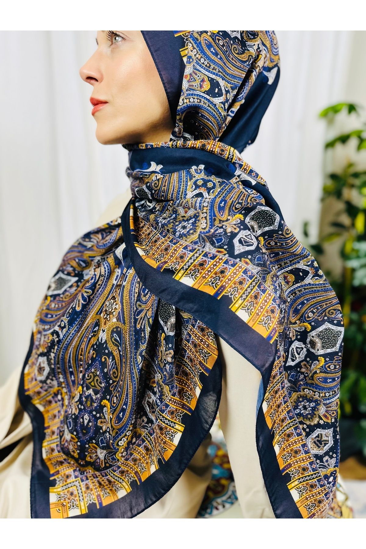 kubbe-Intense Retro Pattern Soft Cotton Shawl - Capture a Peaceful and Stylish Style with Retro Ethnic Pattern 6
