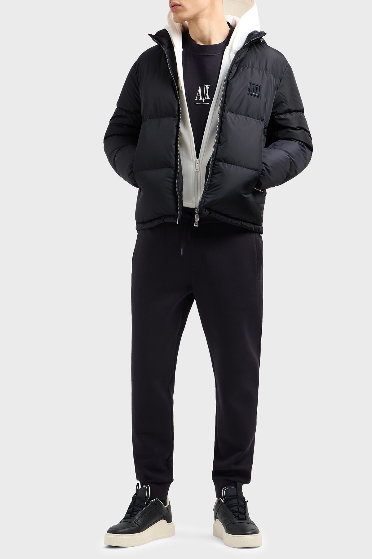 شلوار کش دار نخی با تناسب معمولی کمر آجدار ساق پا شلوار شلوار مردانه XM Armani Exchange