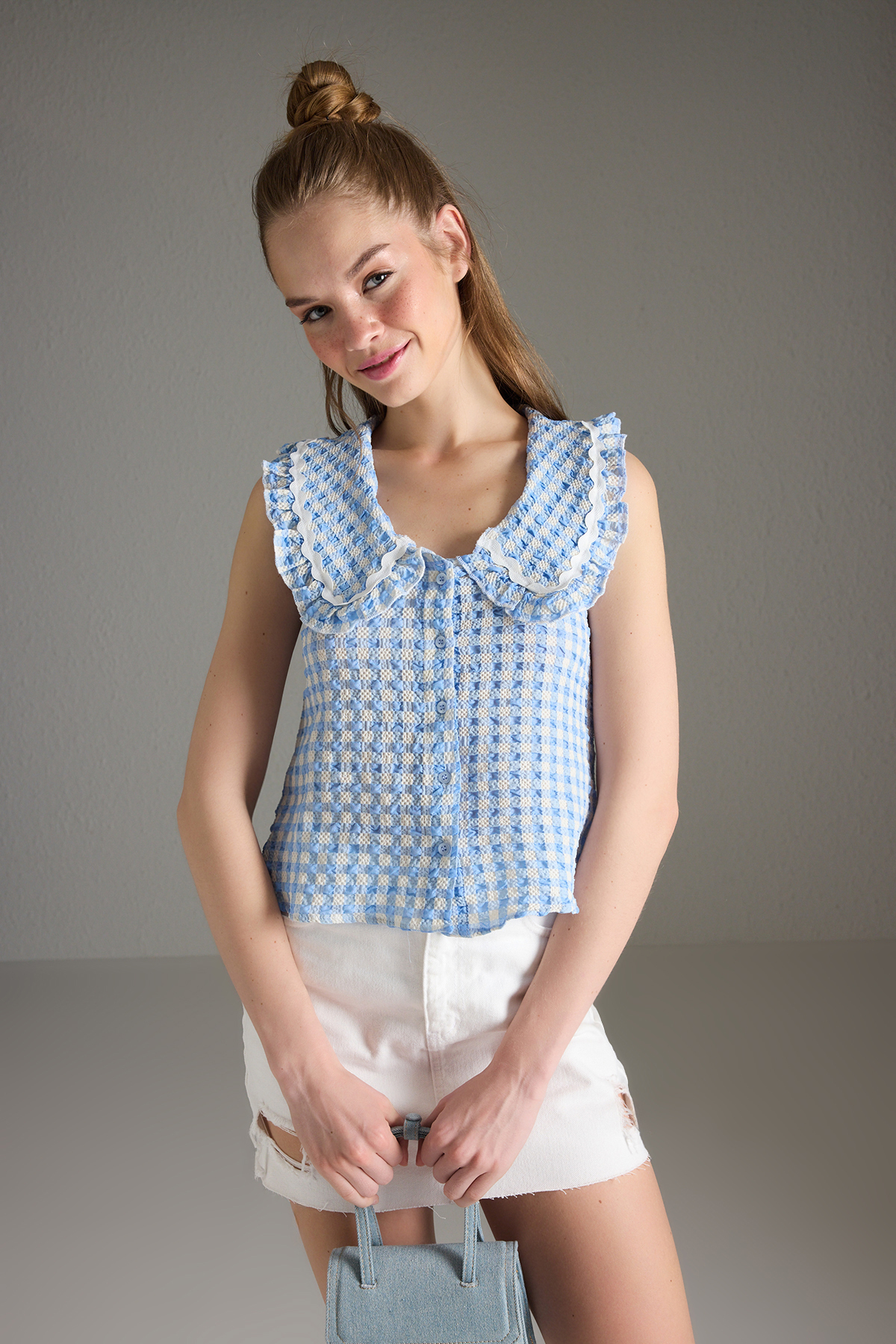 Trendyolmilla  Mavi Bebe Yaka Ekoseli Gömlek TWOSS25GO00154 - Görsel 2