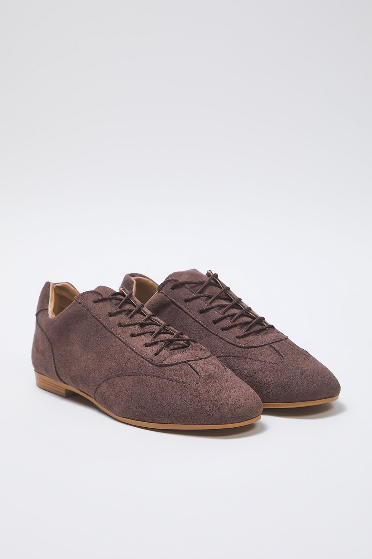 trendyol-shoes-womens-sneakers