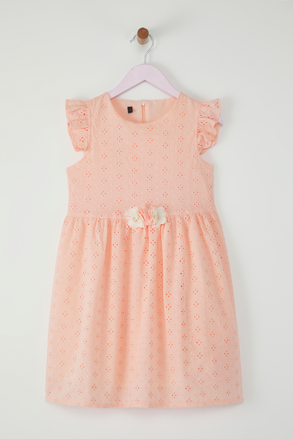 Trendyolmilla Kids Somon Pamuklu Fırfırlı Çiçek Detaylı Mini Kısa Kol Kız Çocuk Dokuma Elbise TKDSS25EL00034