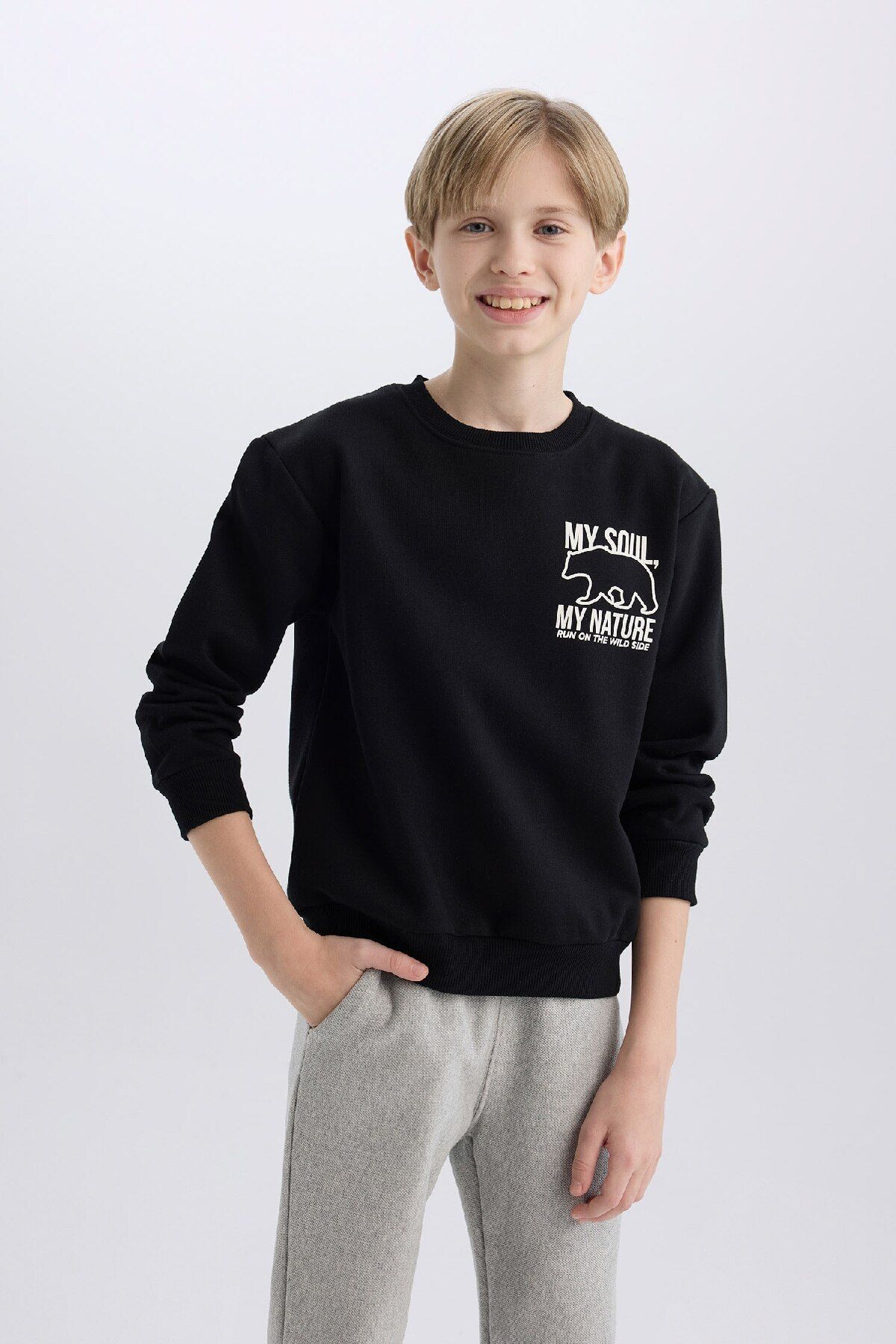 DeFacto-Boy's Crew Neck Back Printed Inside Soft Feather Sweatshirt D6227A824Cw 4
