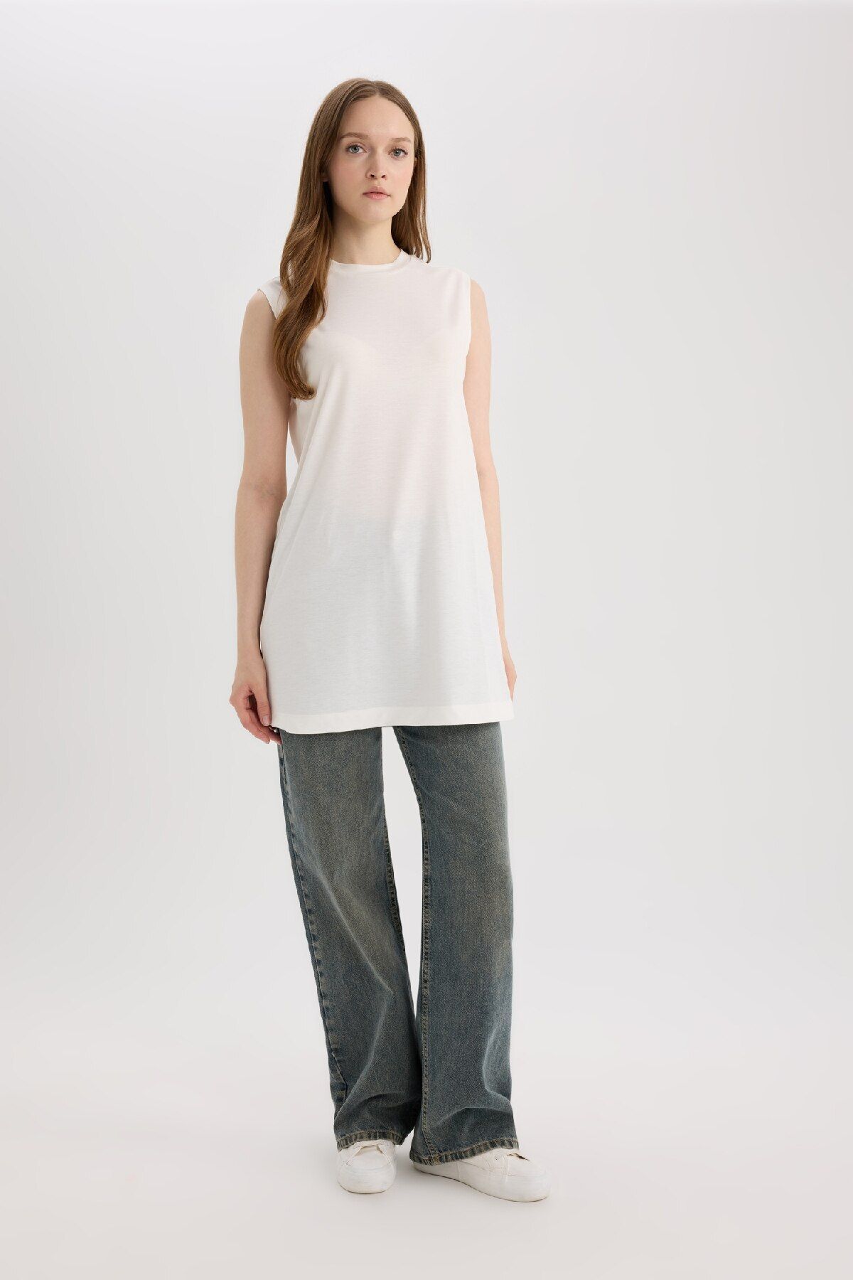 DeFacto-Regular Fit Rundhalsausschnitt Basic Plain Ärmellose Tunika A8352ax25sp 2