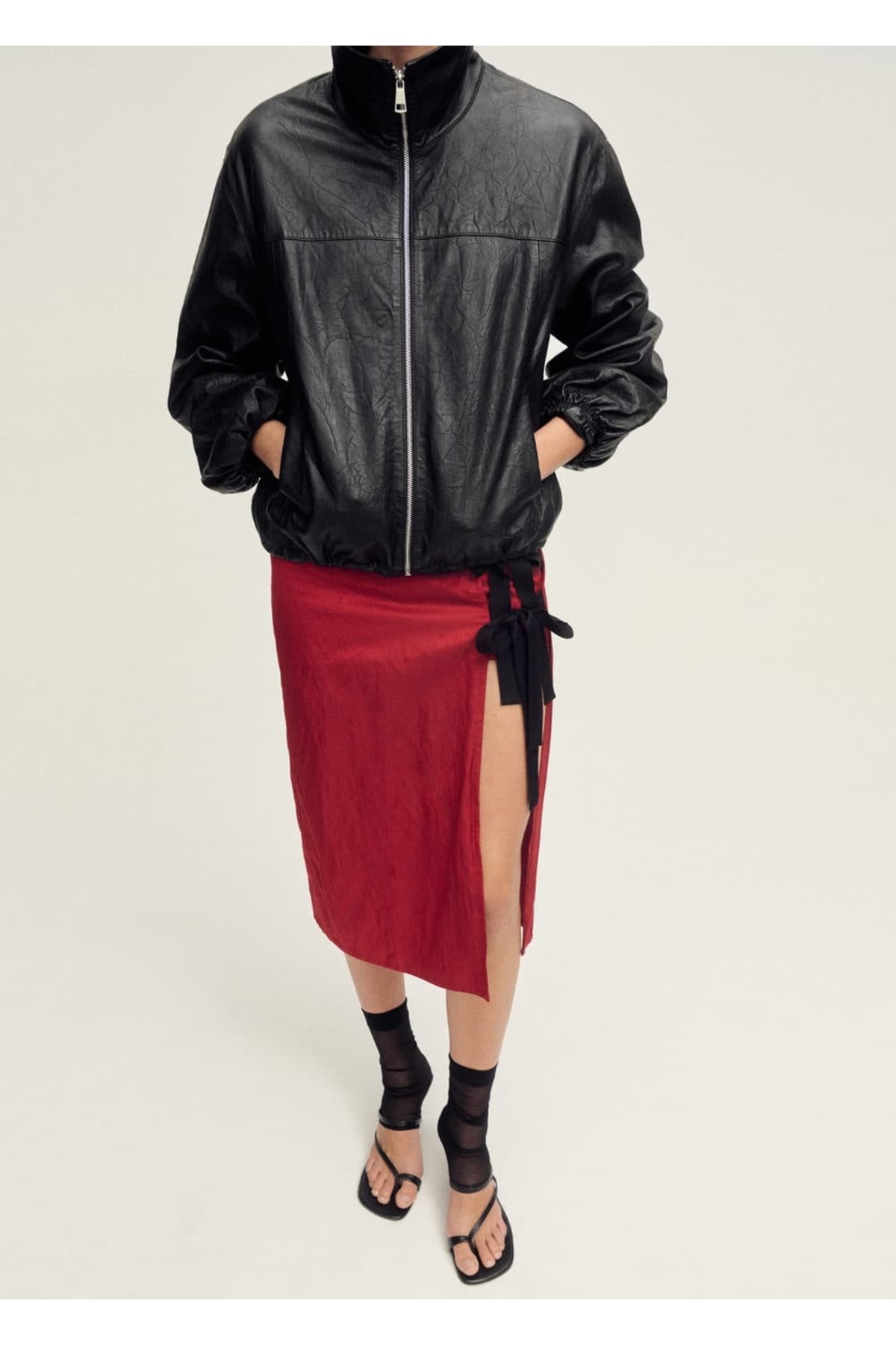 Çok pozisyonlu bağ detaylı dokulu etek