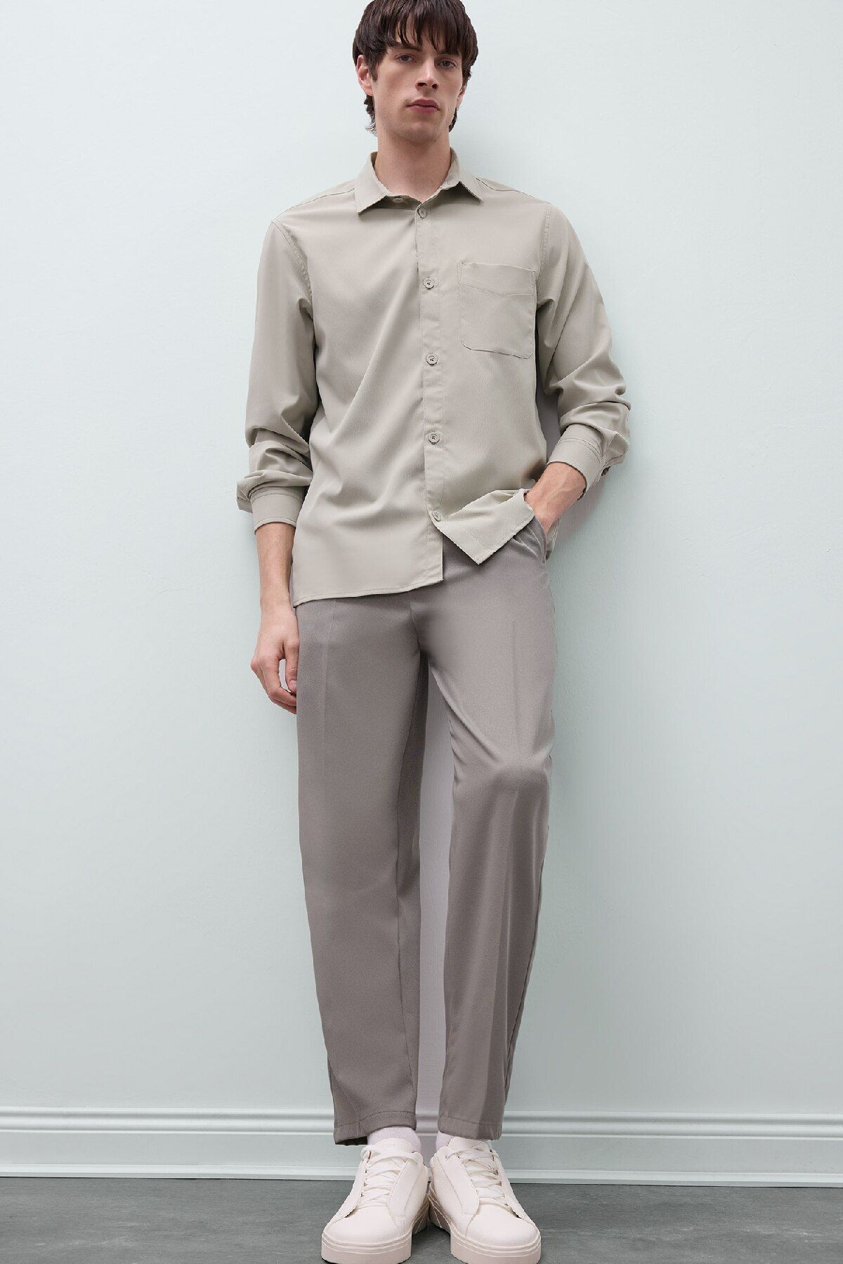 DeFacto-Regular Fit Polo Kragen Basic Plain Seersucker Langarmshirt D8713ax25sp 2