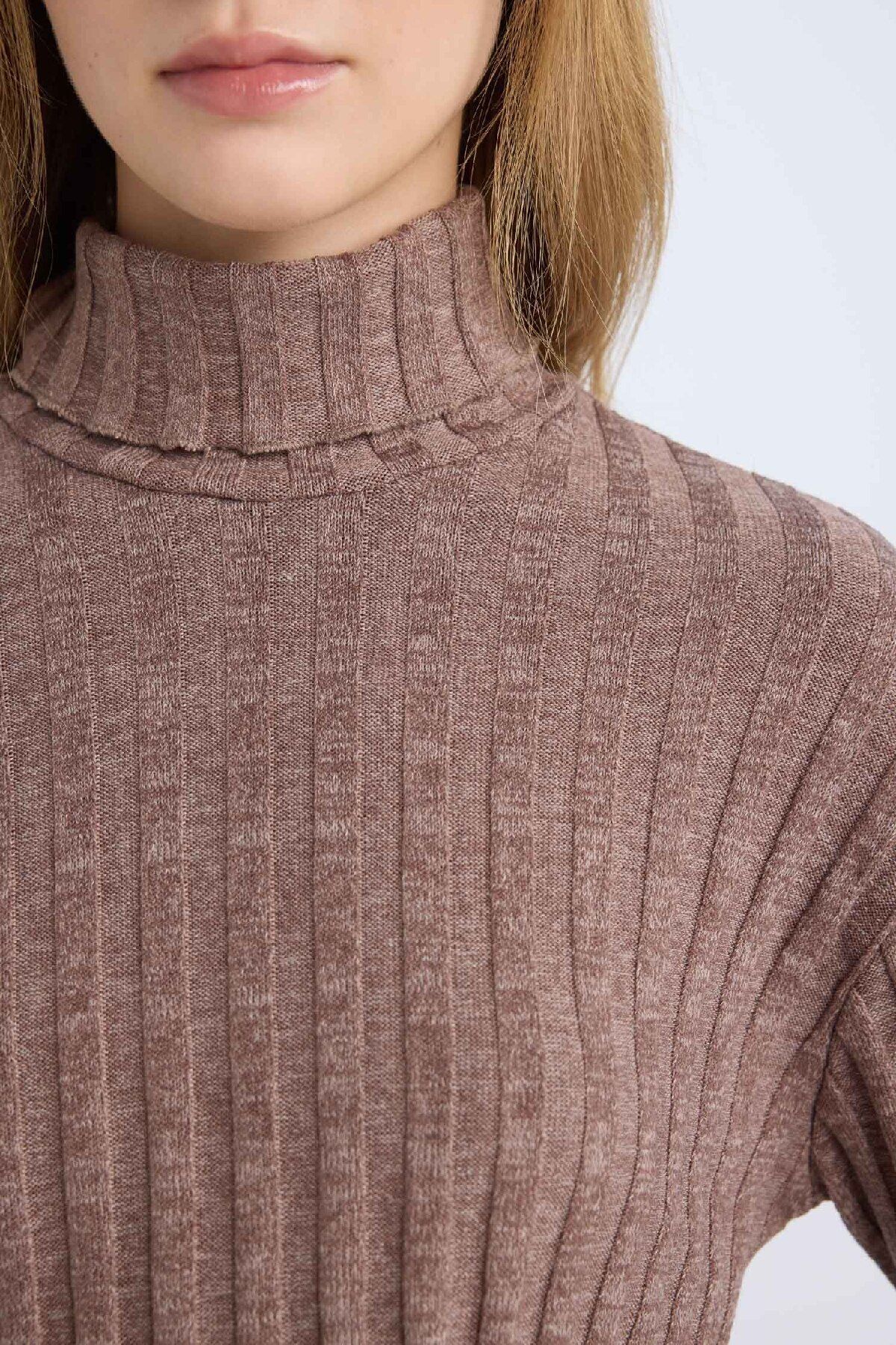 DeFacto-Cool Turtleneck Crop Top Basic Απλό Μακρυμάνικο Μπλουζάκι Καμιζόλα E1673ax24wn 5