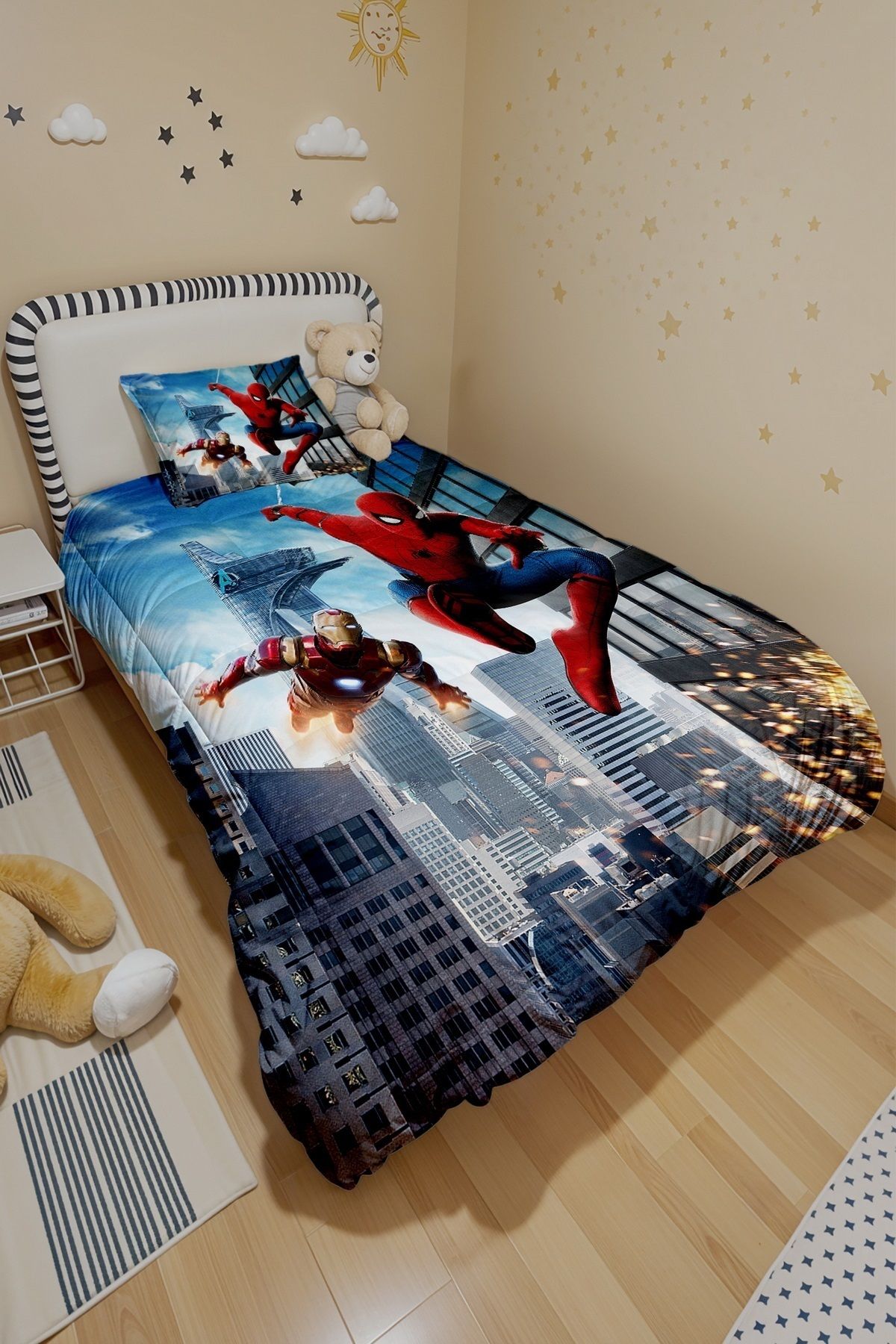 EVPANYA-Iron Man and Spider Patterned Single Duvet and Pillowcase 3