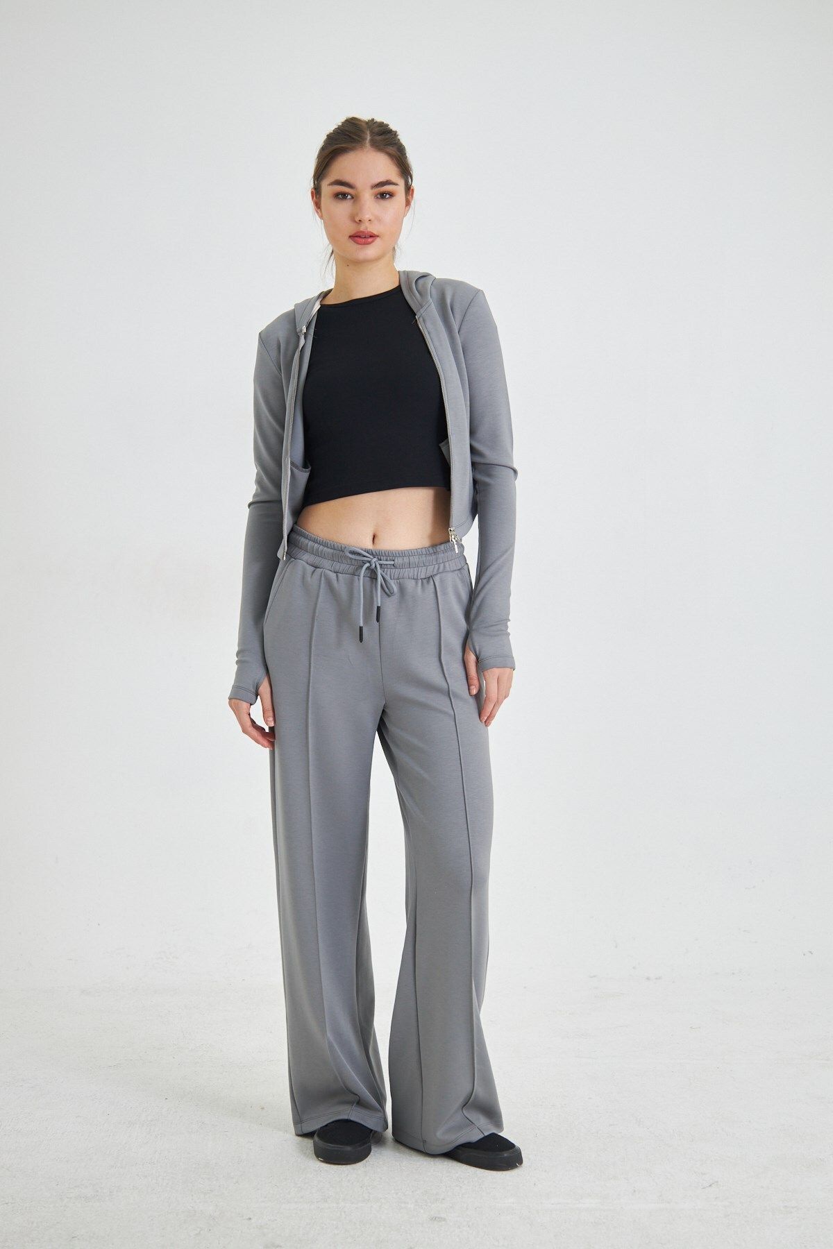 complete the look image