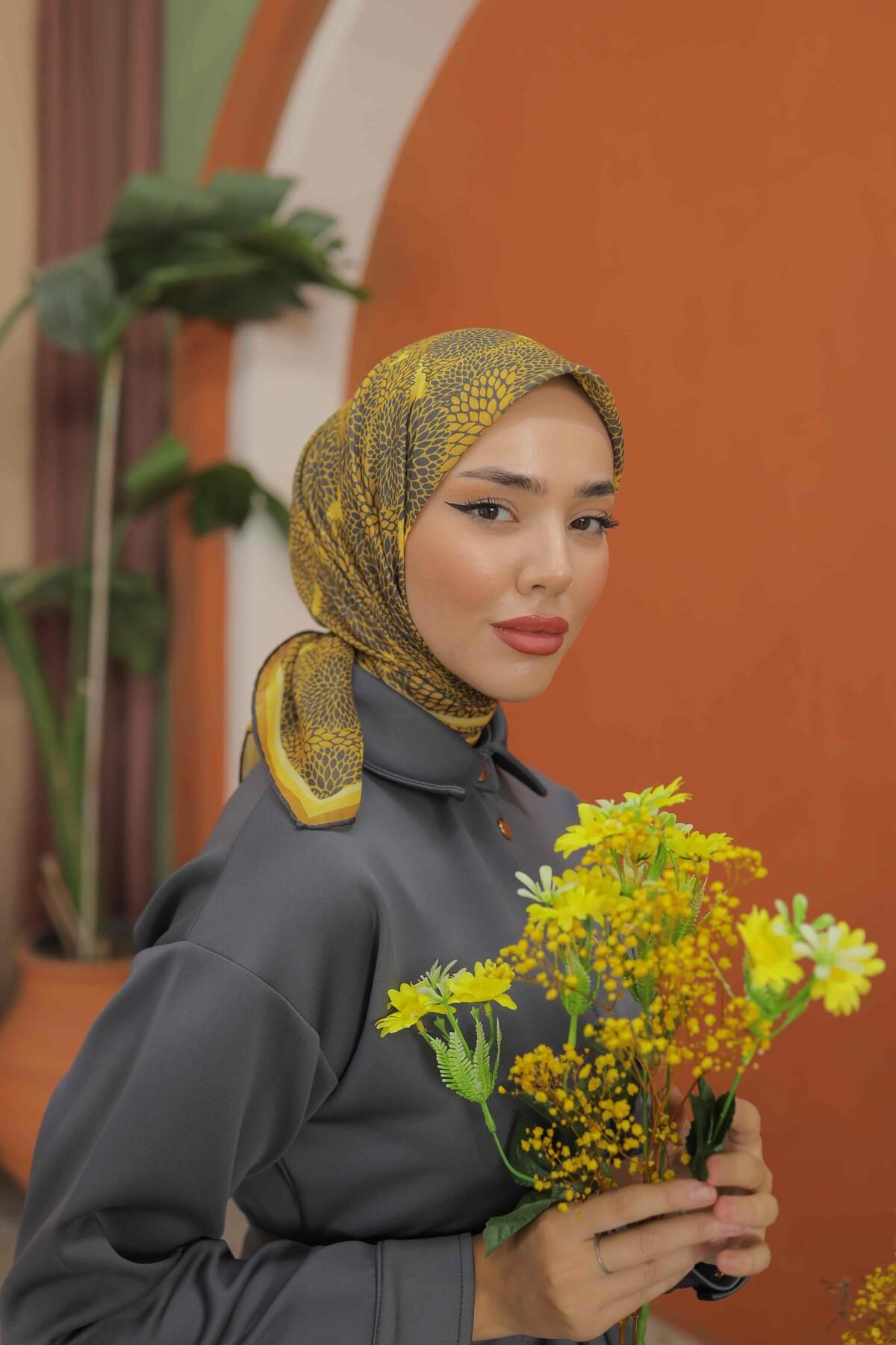 Silk Home-73064-26 Model Soft Scarf 1