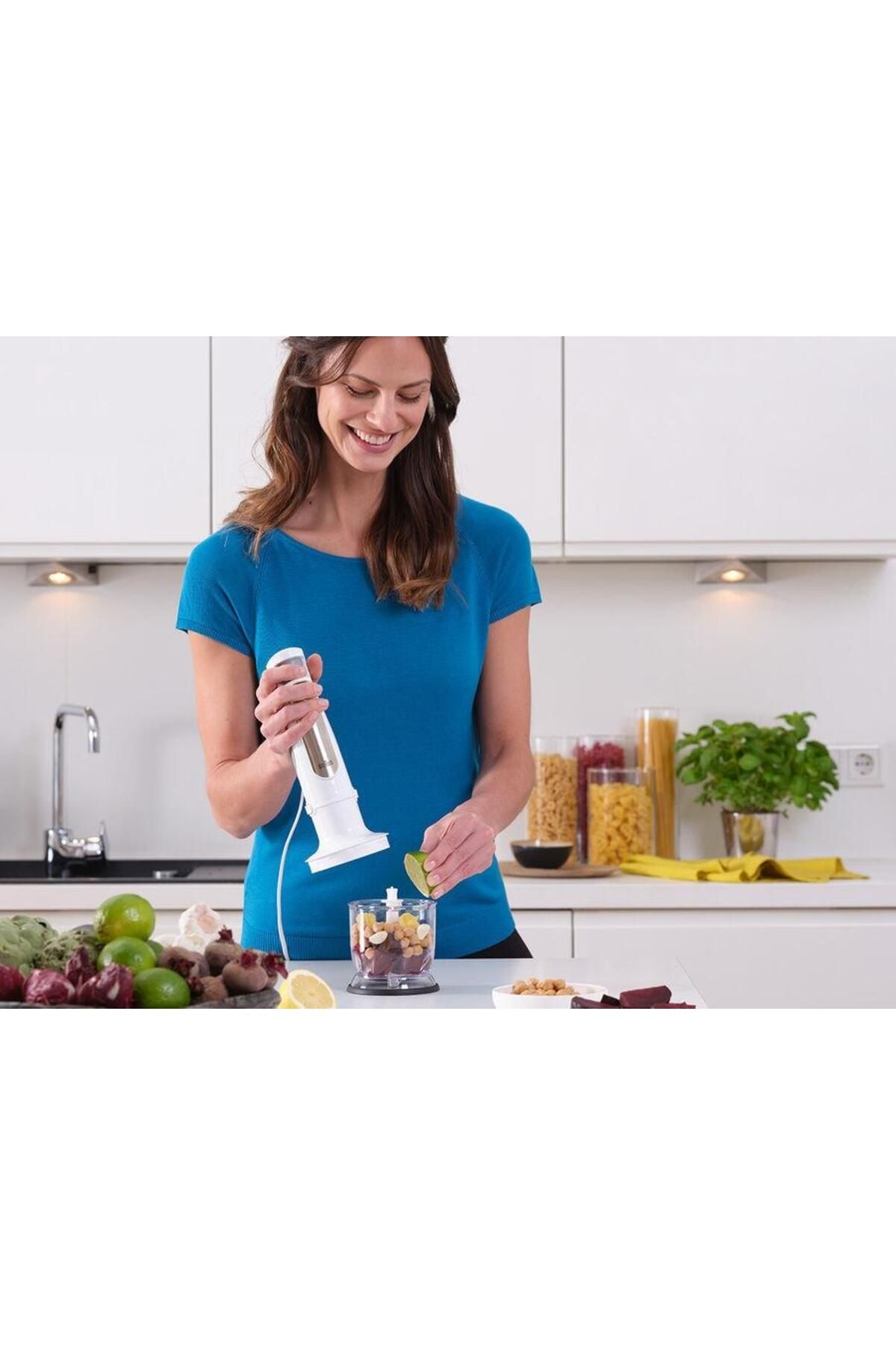 Braun-Blender de mana Braun MQ7020 WH, 1000 W, Pahar 0.6 l, Tocator 0.35 l, Sistem EasyClick Plus 8