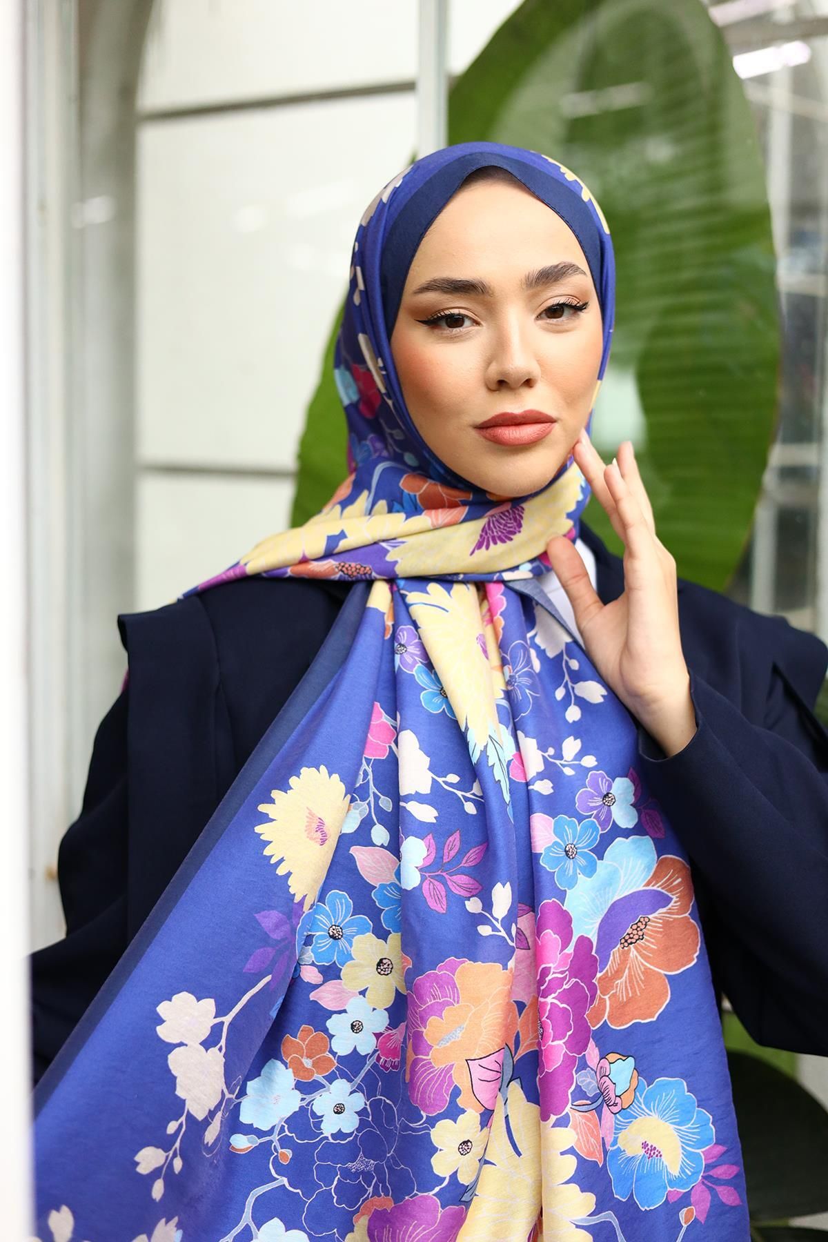 Silk Home-Olinda Shawl 49004-12 4