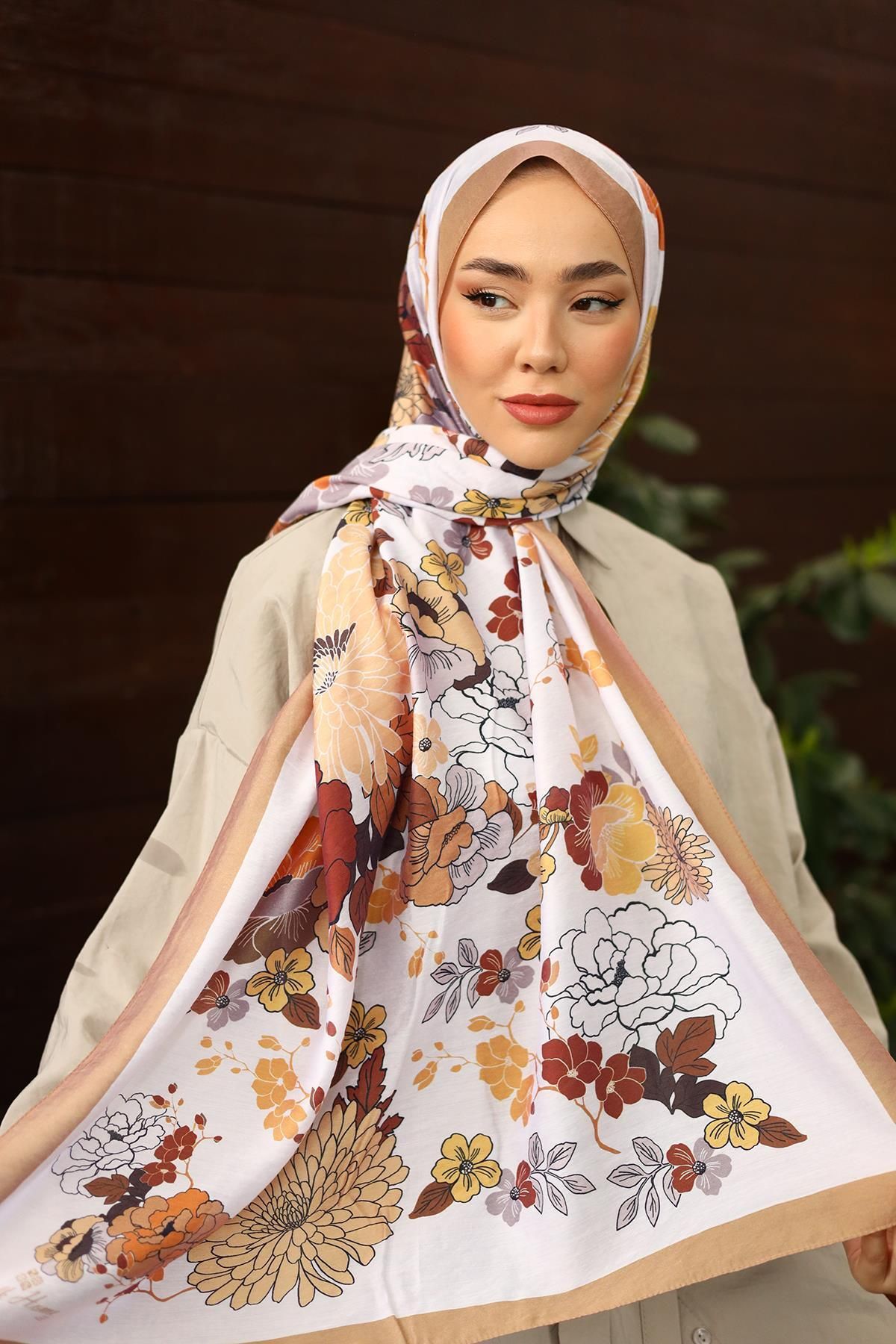 Silk Home-Olinda Shawl Model 49004-36 2